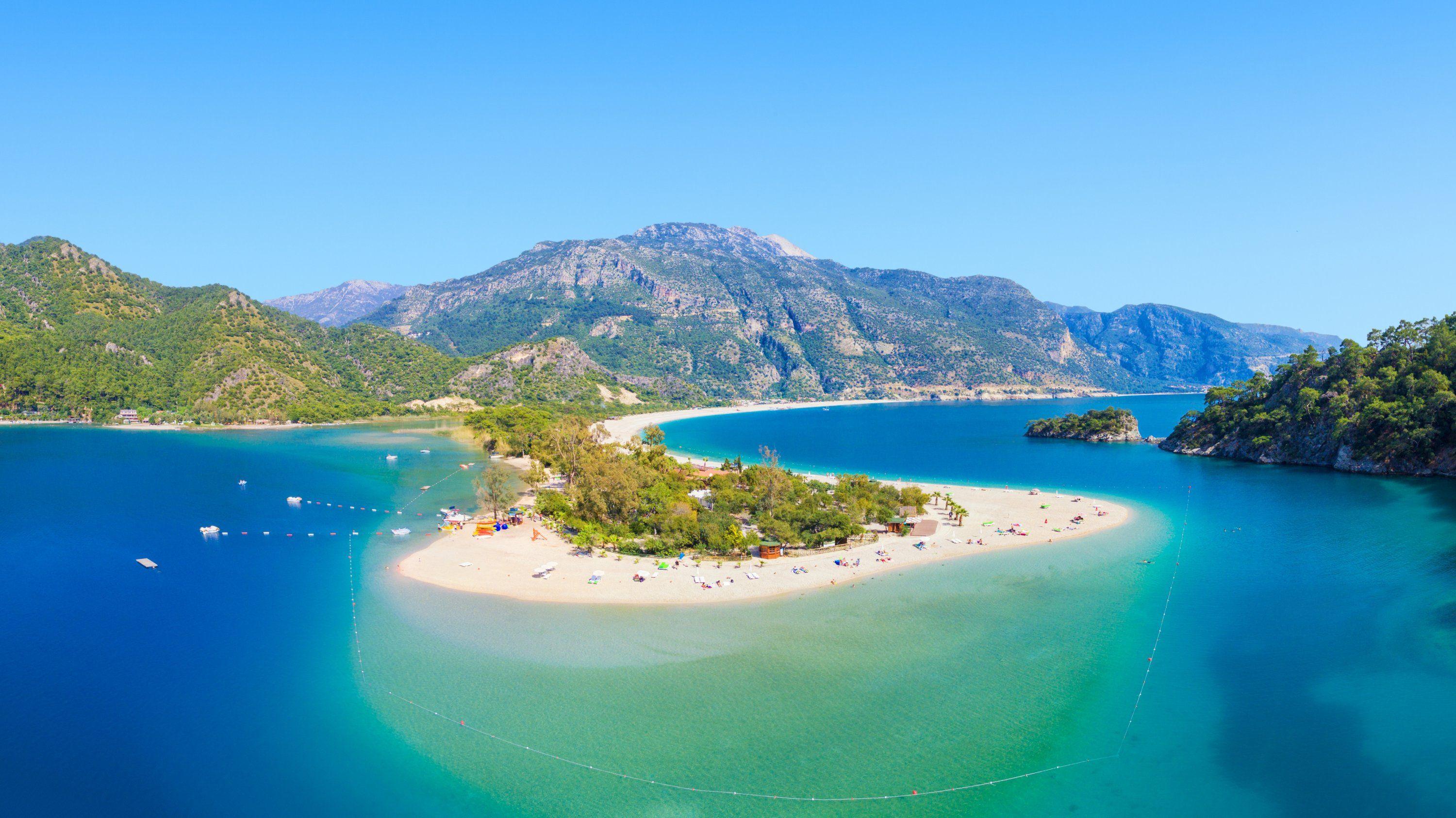 Antalya to Fethiye: Blue Lagoon, Saklıkent Canyon & Paragliding Day Trip
