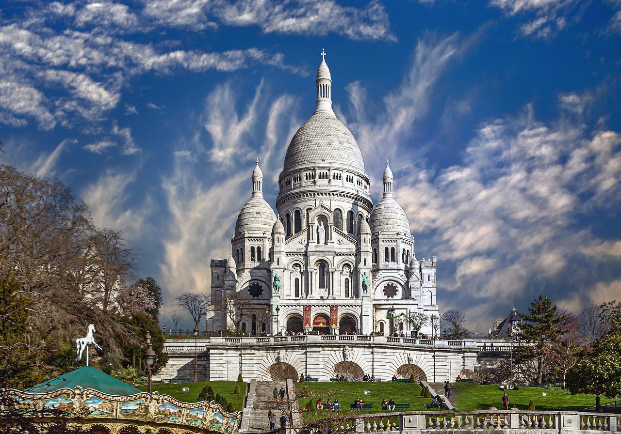 Montmartre Walking Tour with Local Guide