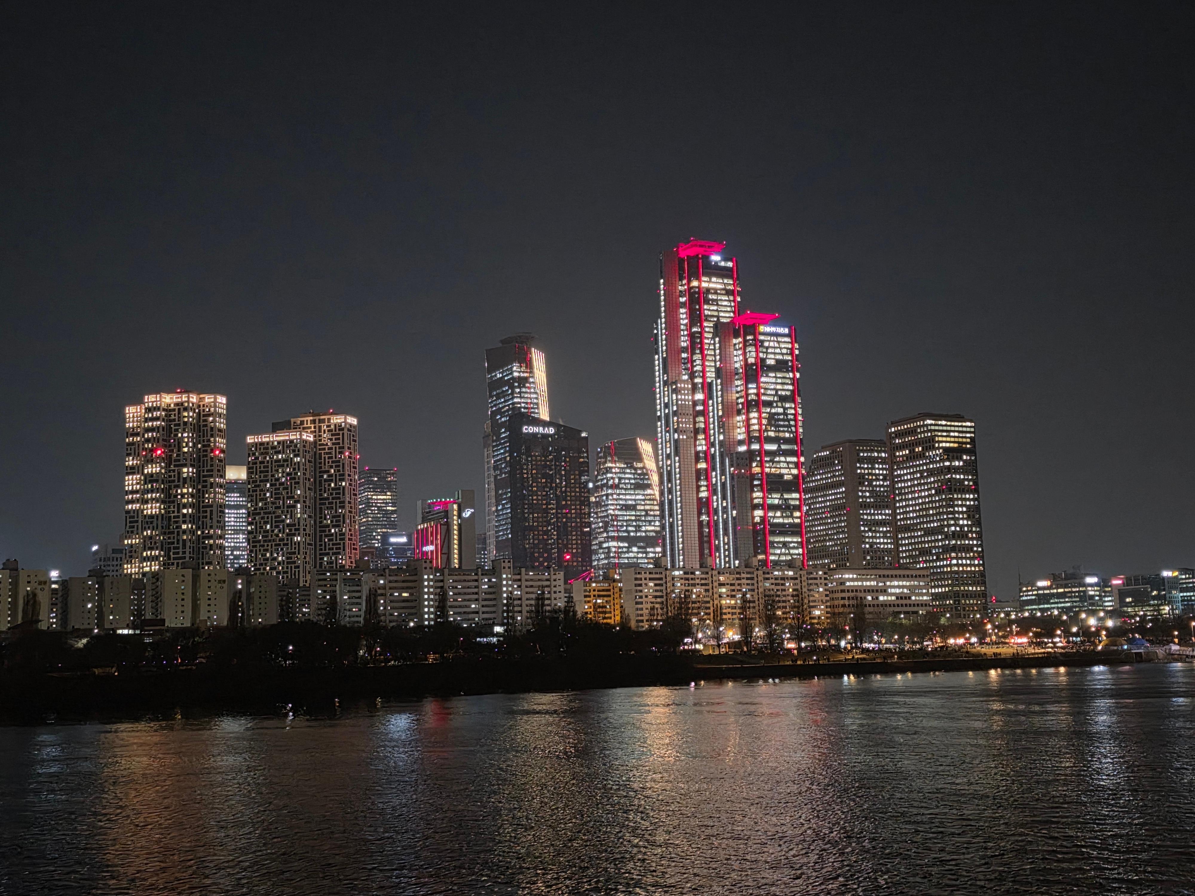 Han River Sunset Walk with Korean History Tour