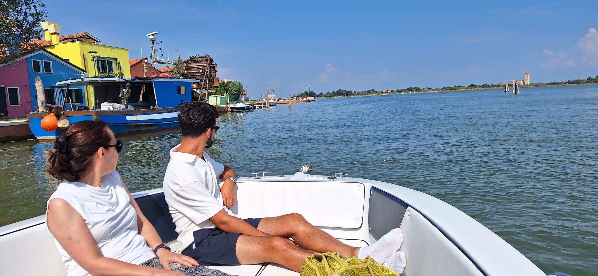Private Lagoon Island Tour: Murano, Burano & Torcello