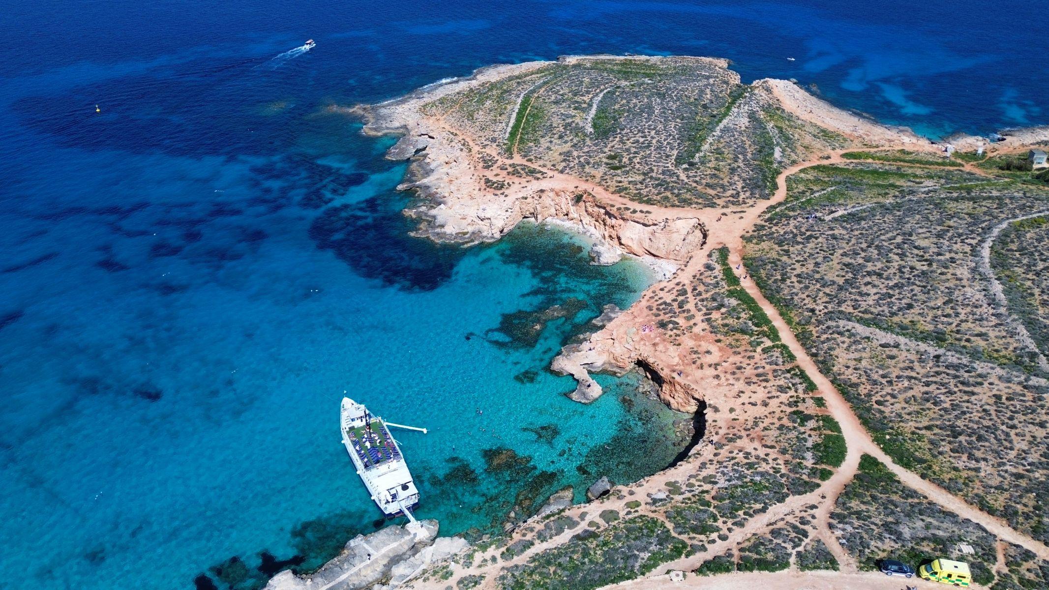 Blue Lagoon & Comino Island Cruise with Waterslide