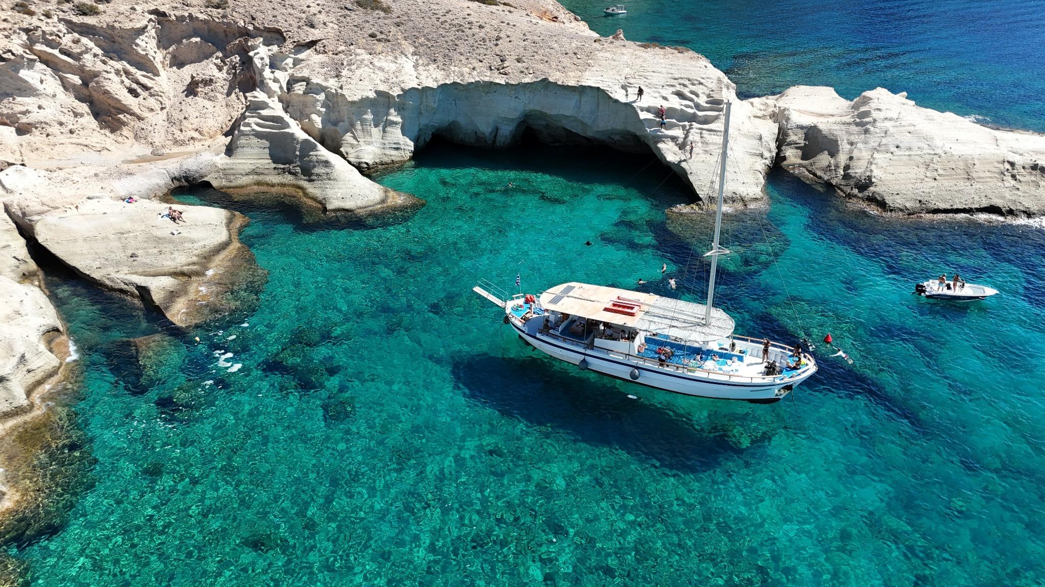 Greek island tour photo — image 19