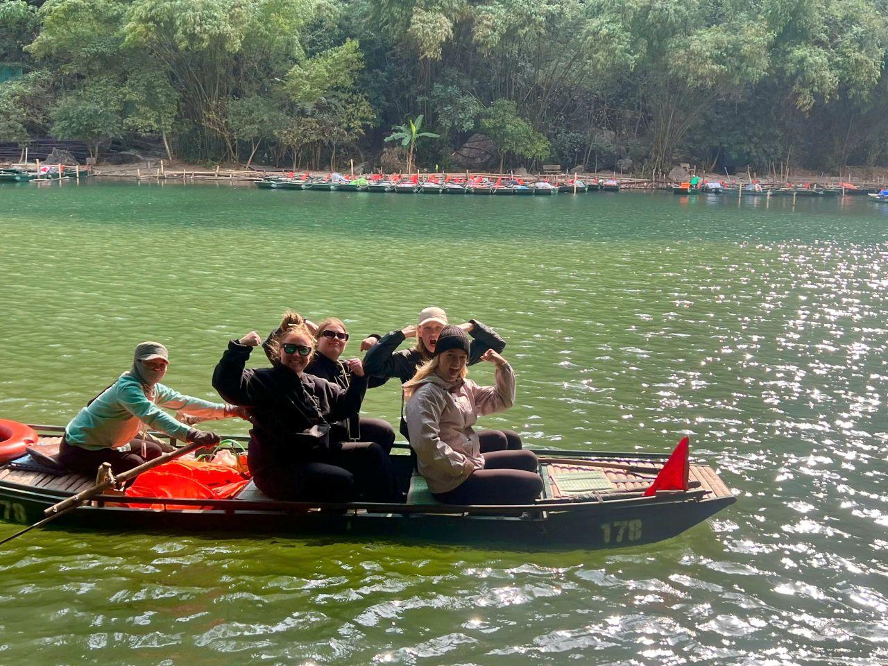 Hanoi to Ninh Binh: Hoa Lu, Trang An & Mua Cave Day Tour