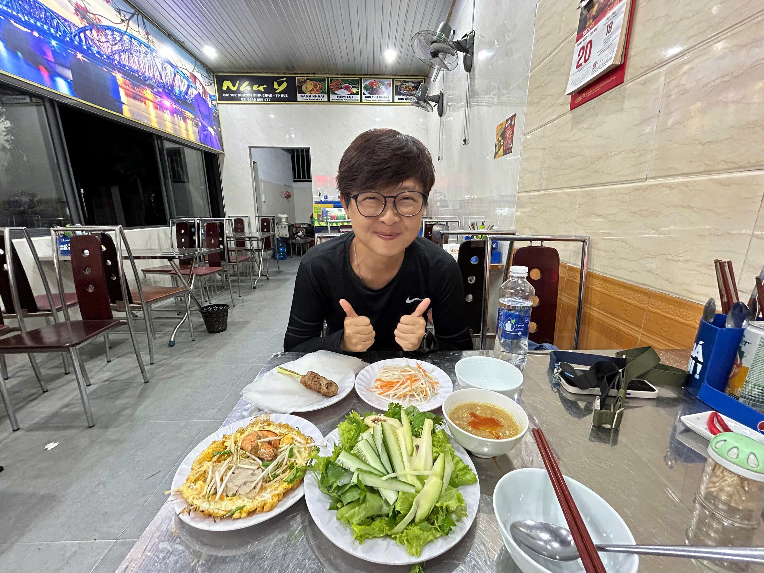 food tour in Hue — Eat like a local with a local - Walking Tour - 2026 (Verified Reviews)