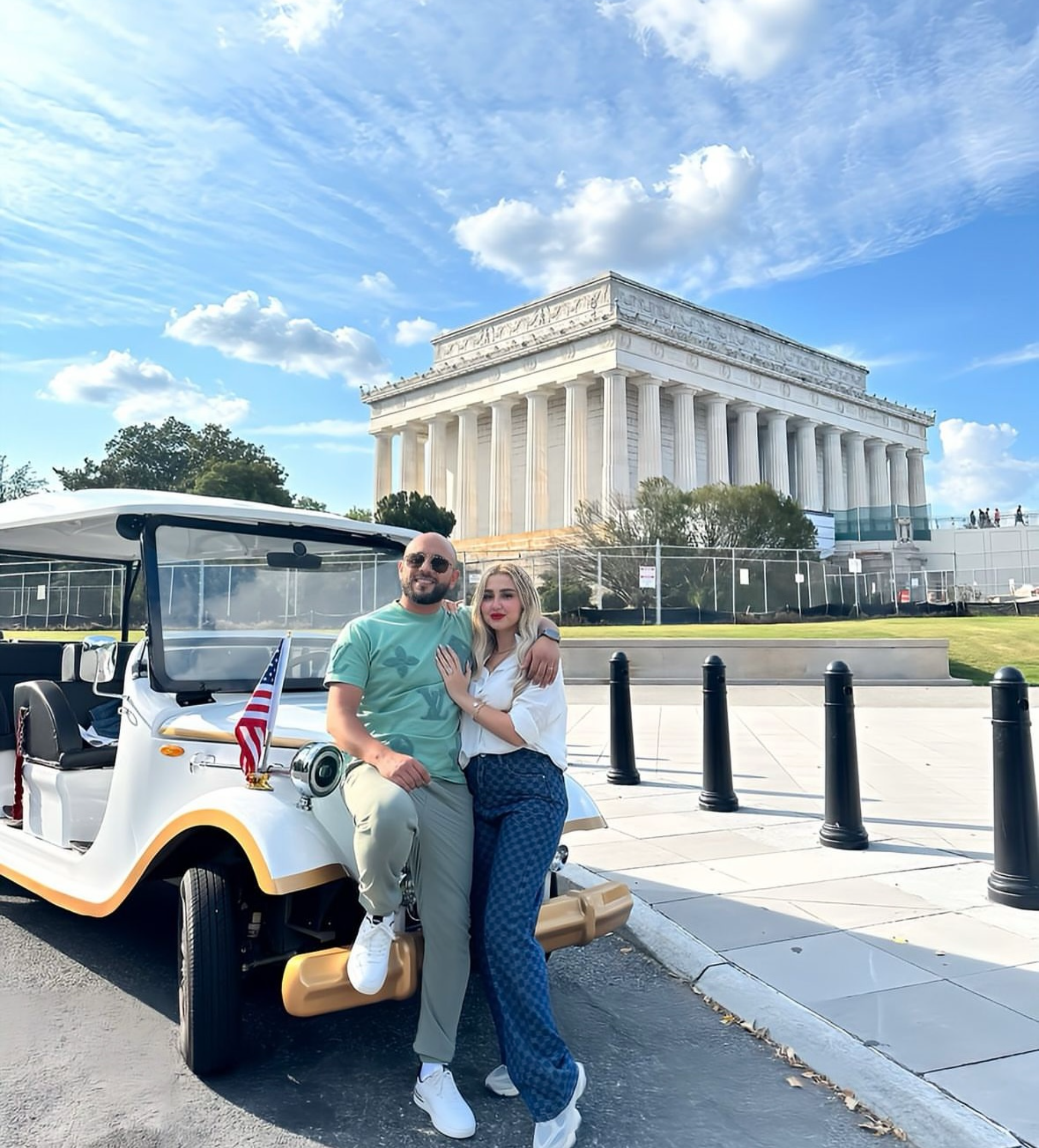DC Guided Monuments and US History Day & Night Tour by E-Cart