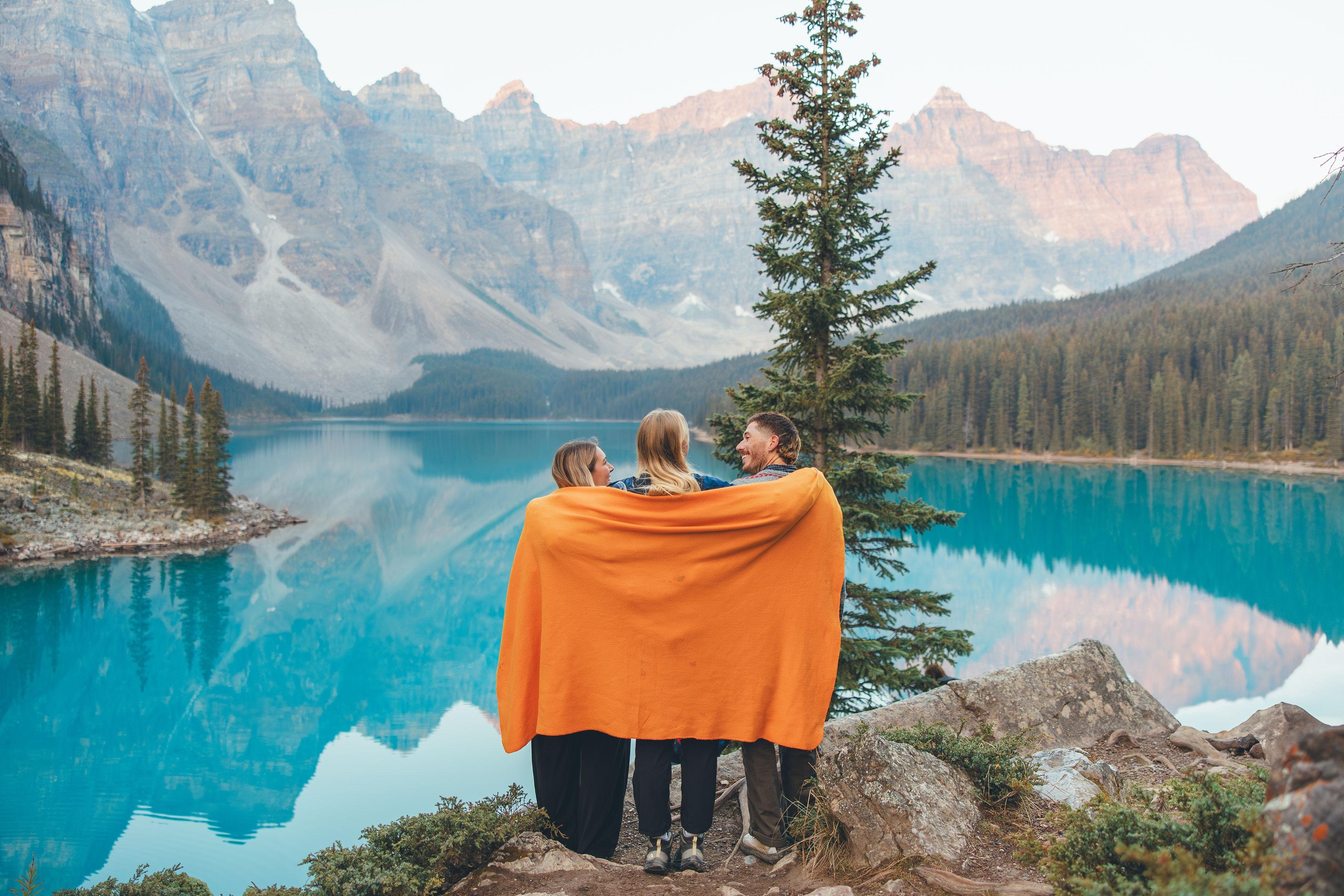 Moraine Lake Sunrise Tour with Optional Lake Louise Add-on