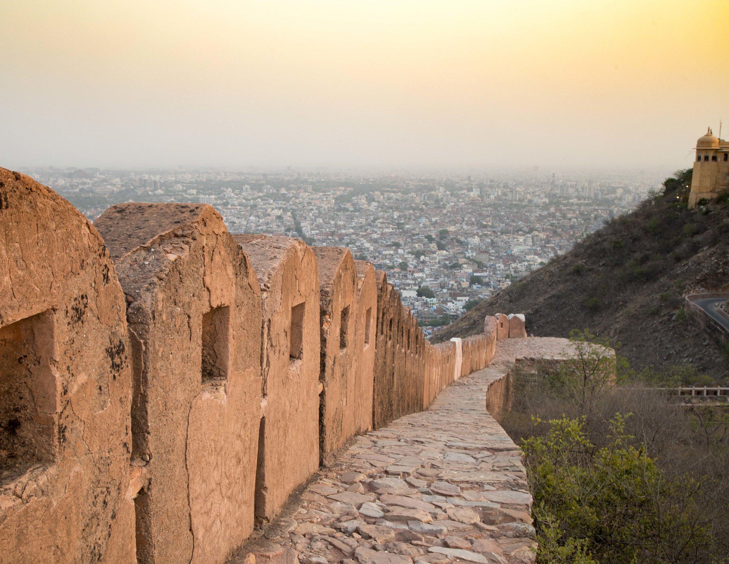 Jaipur Full-Day Highlights: Amber Fort to Nahargarh Sunset