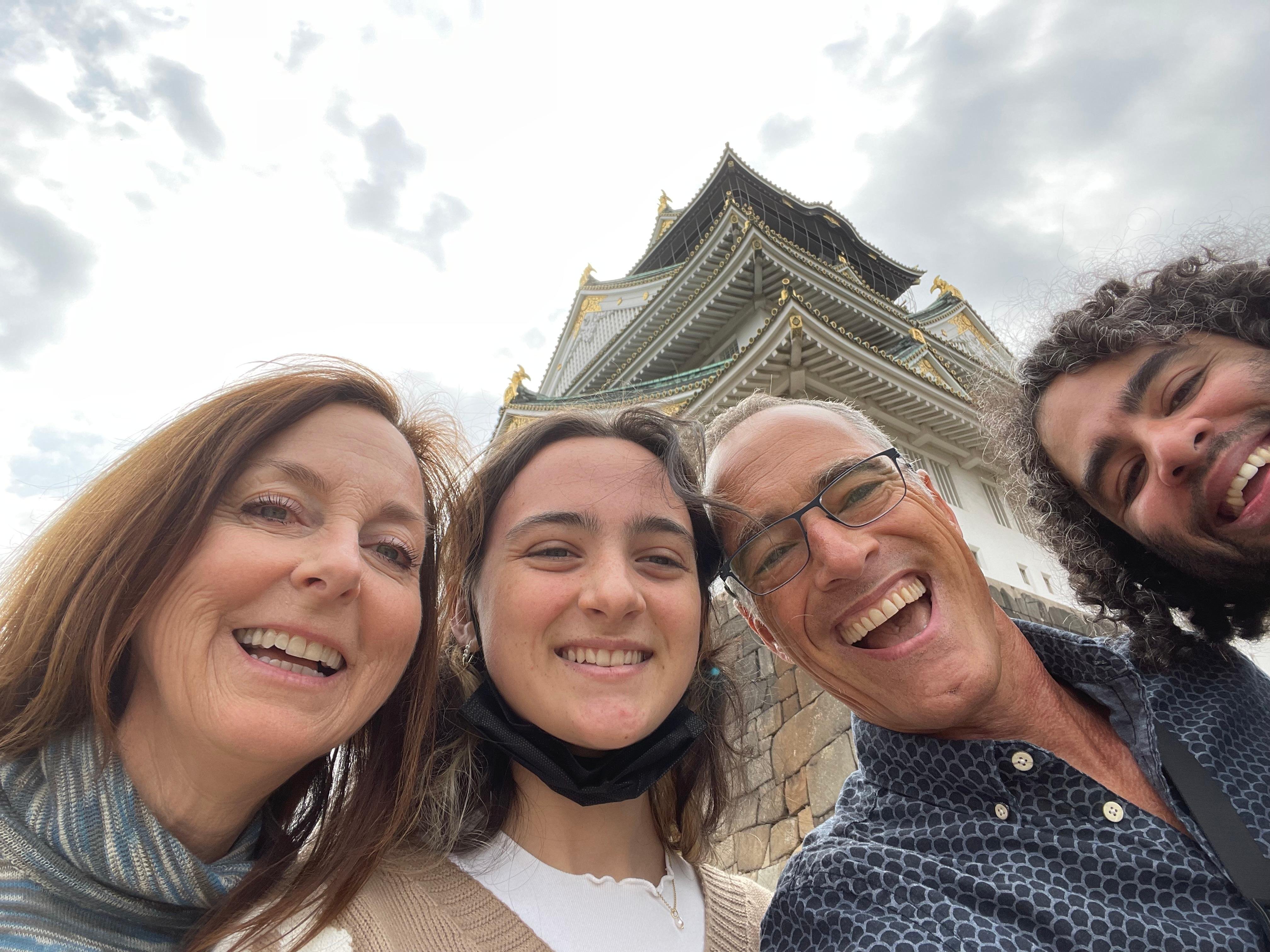 Private Customizable Osaka Walking Tour with Local Guide