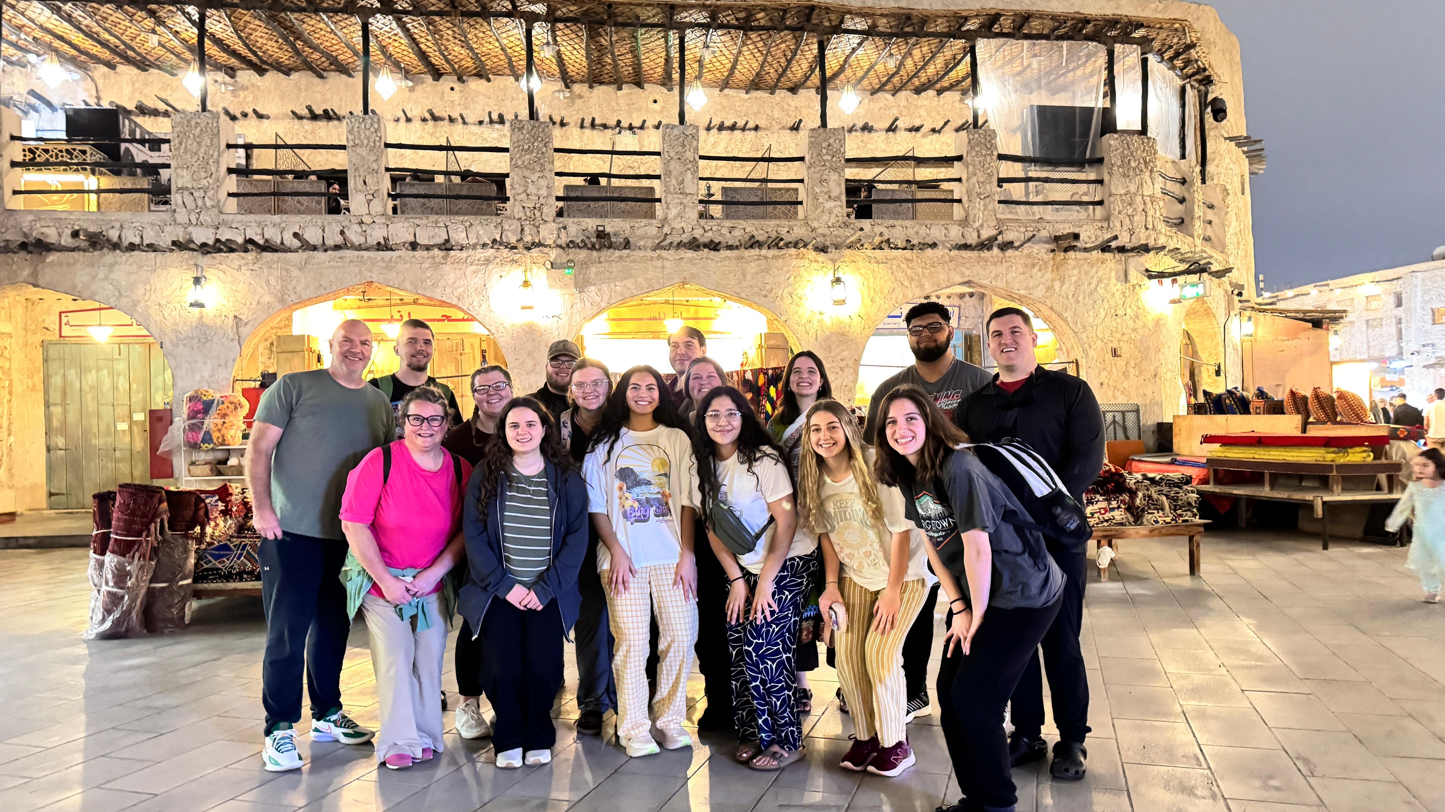 Doha Private Highlights Tour & Traditional Dhow Cruise