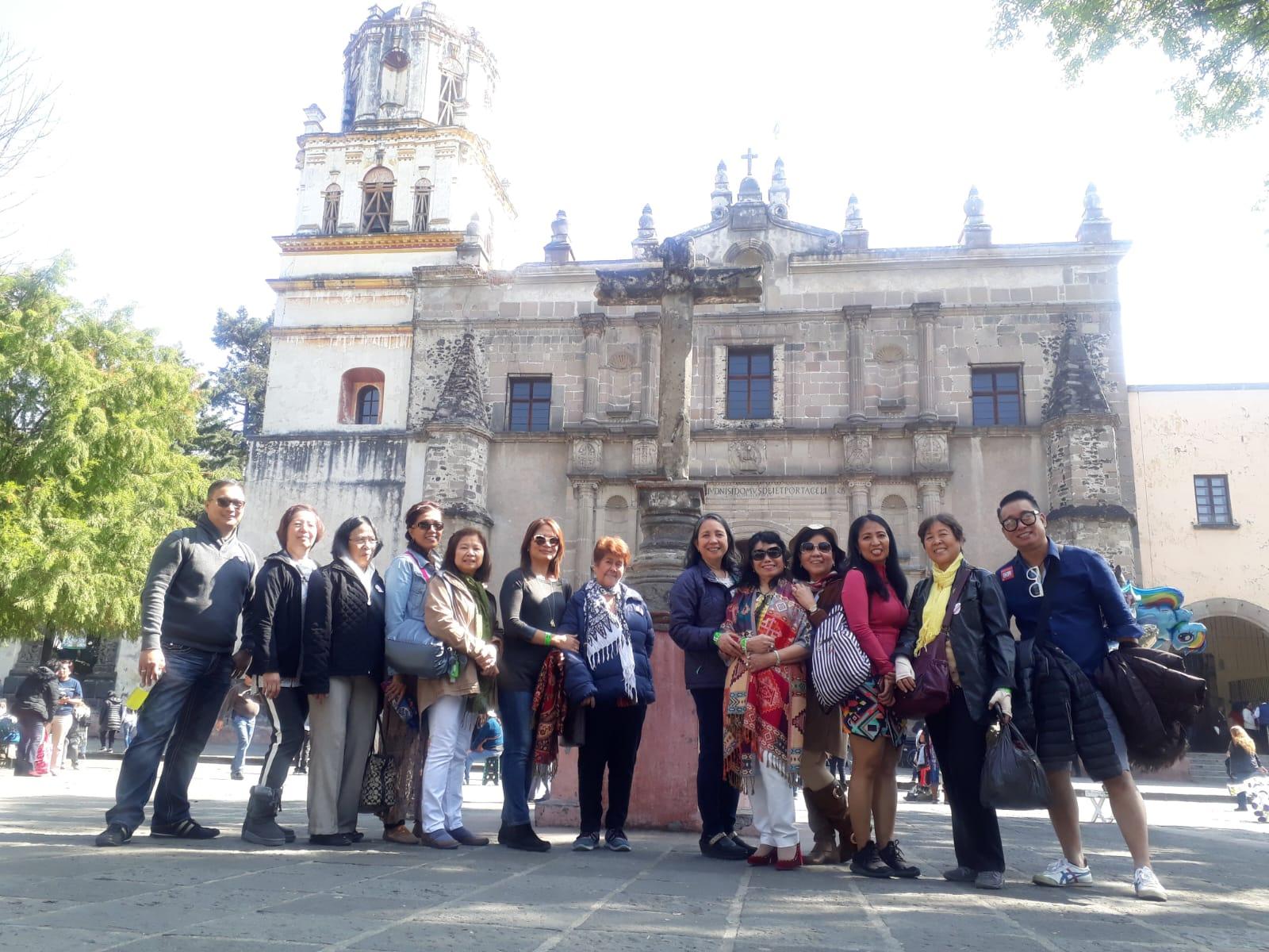 Private Mexico City Heritage: Coyoacán & Xochimilco Tour