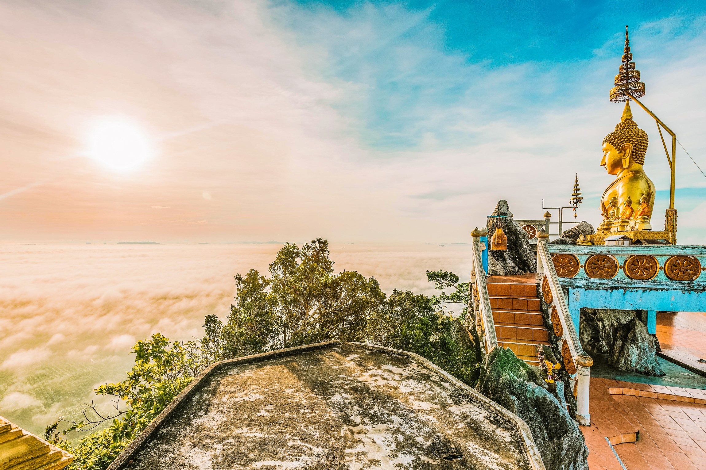 Krabi Nature & Temples Day Tour: Emerald Pool, Hot Springs & Tiger Cave