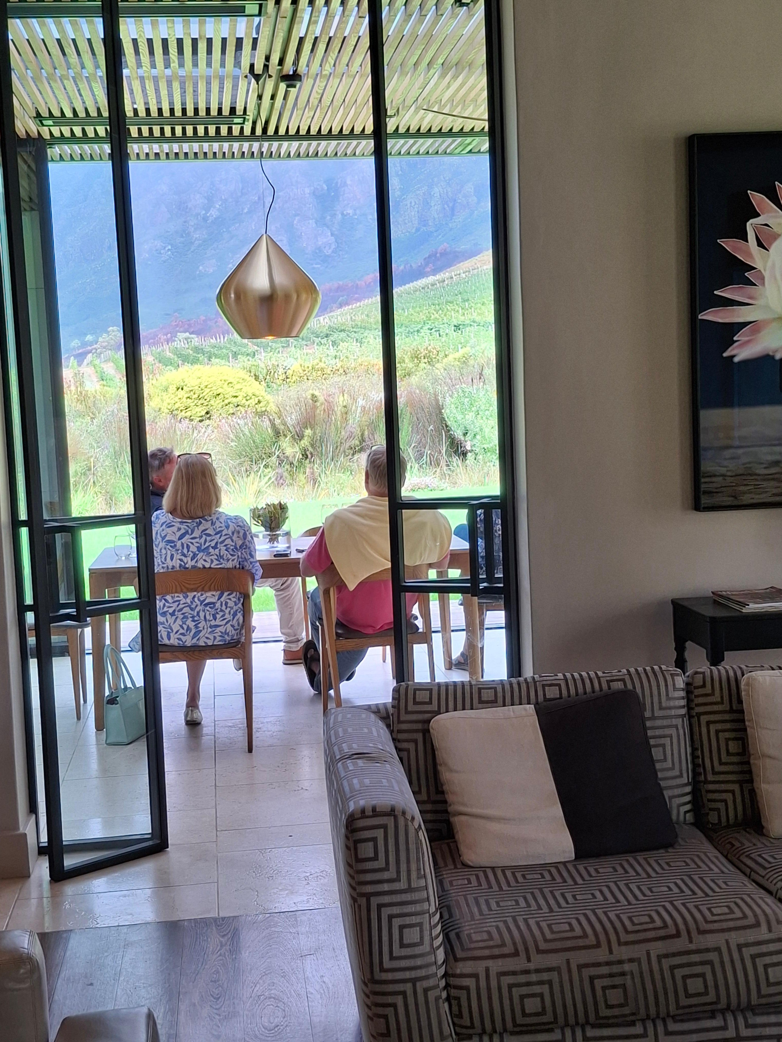 Private Cape Winelands Day Tour with Lunch