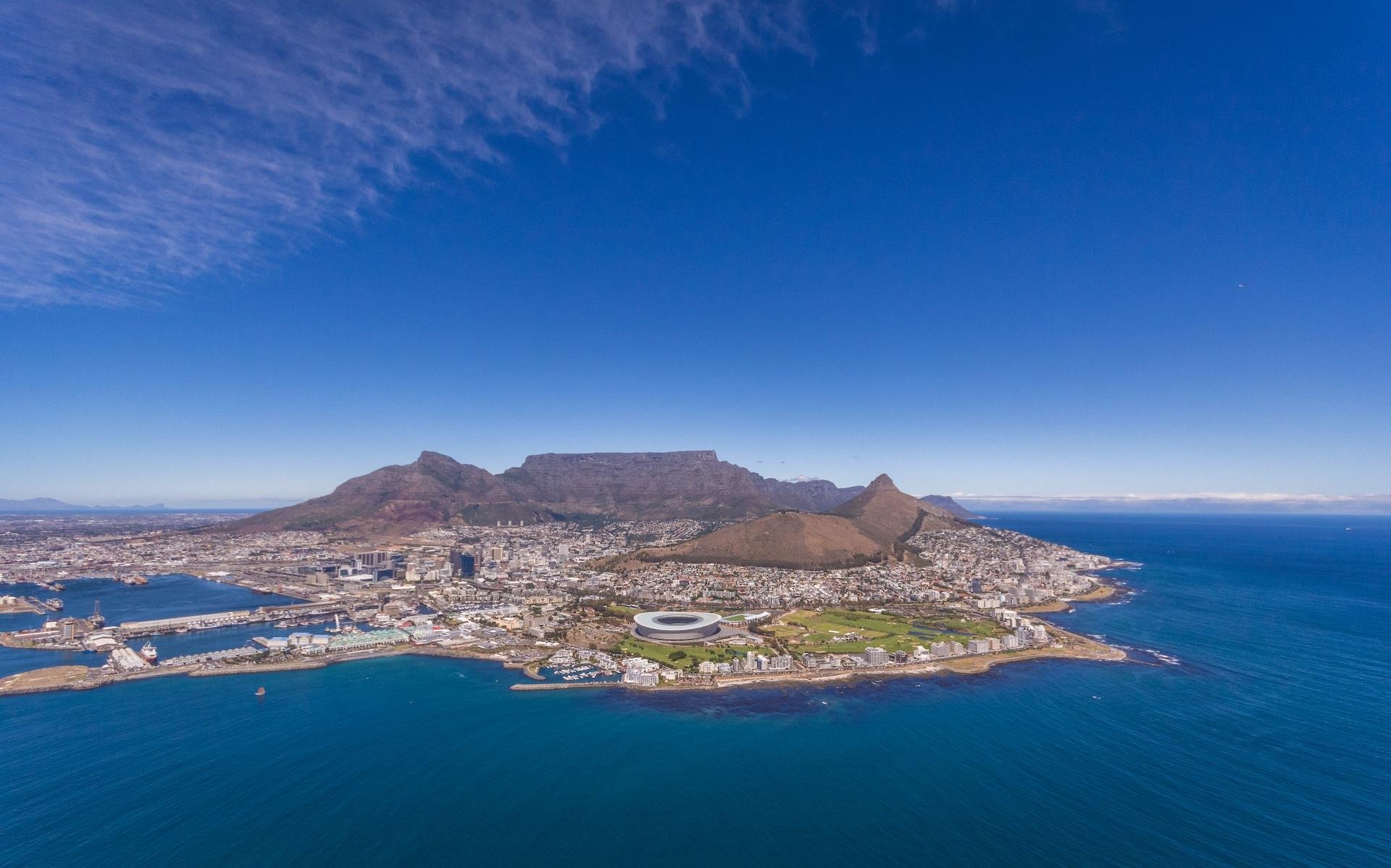 Cape Town Helicopter Flight & Harbour Boat Tour