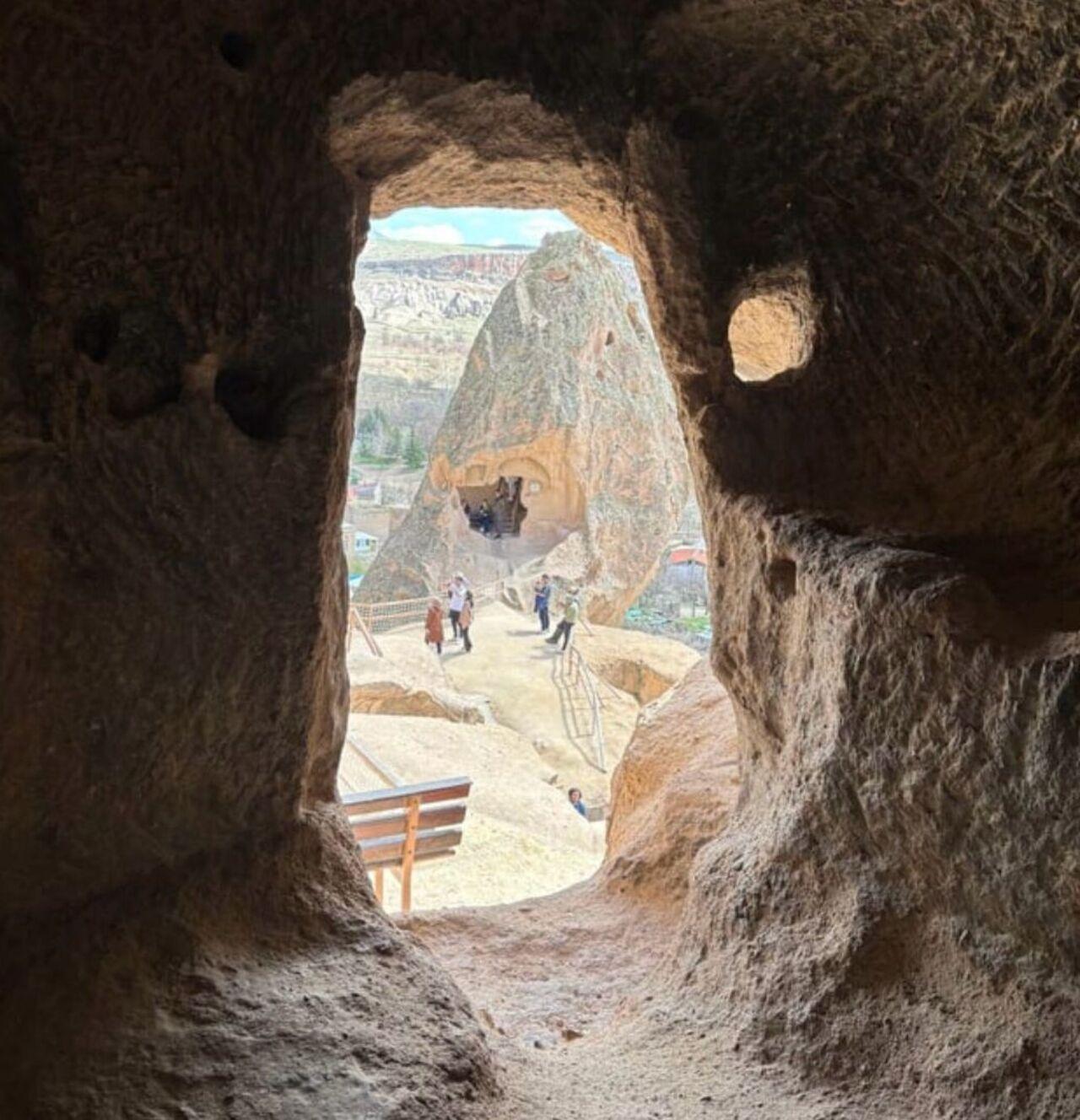 Cappadocia Green Tour: Derinkuyu Underground City, Ihlara Valley Hike & Lunch