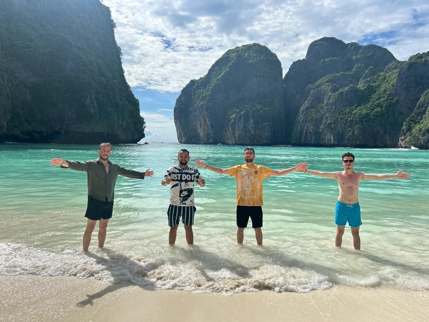 Phuket Phi Phi, Maya, and Khai Island Luxury Speedboat Tour