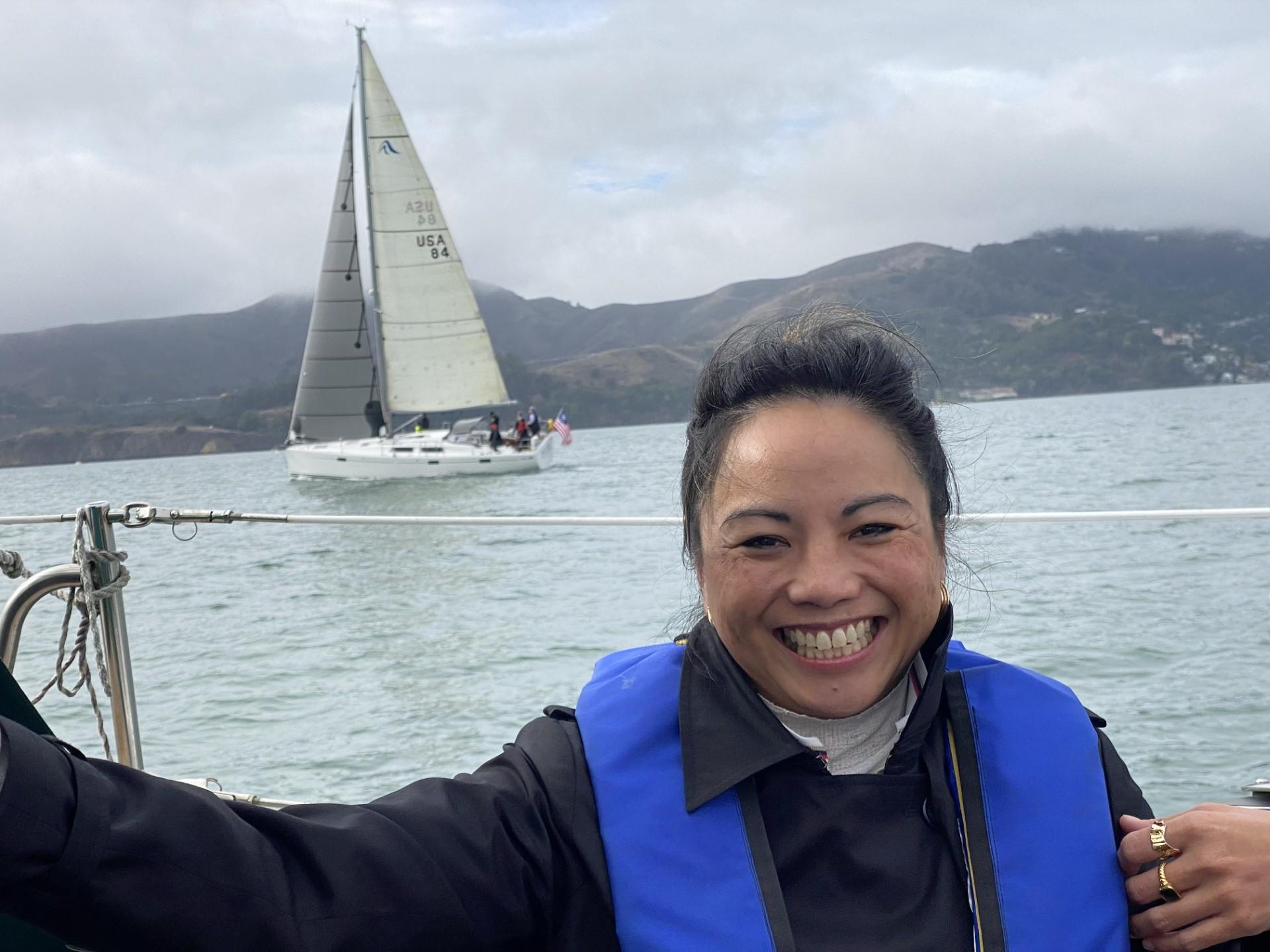 San Francisco: 2-Hour Interactive Sunset Bay Sailing Cruise