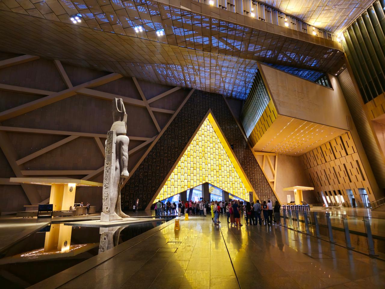 Sharm to Cairo: Giza Pyramids & Grand Museum Day Trip