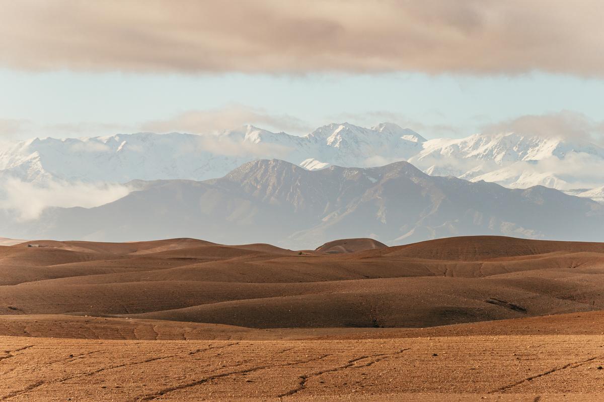 Agafay Desert Overnight: Dinner, Live Show & Stargazing from Marrakech