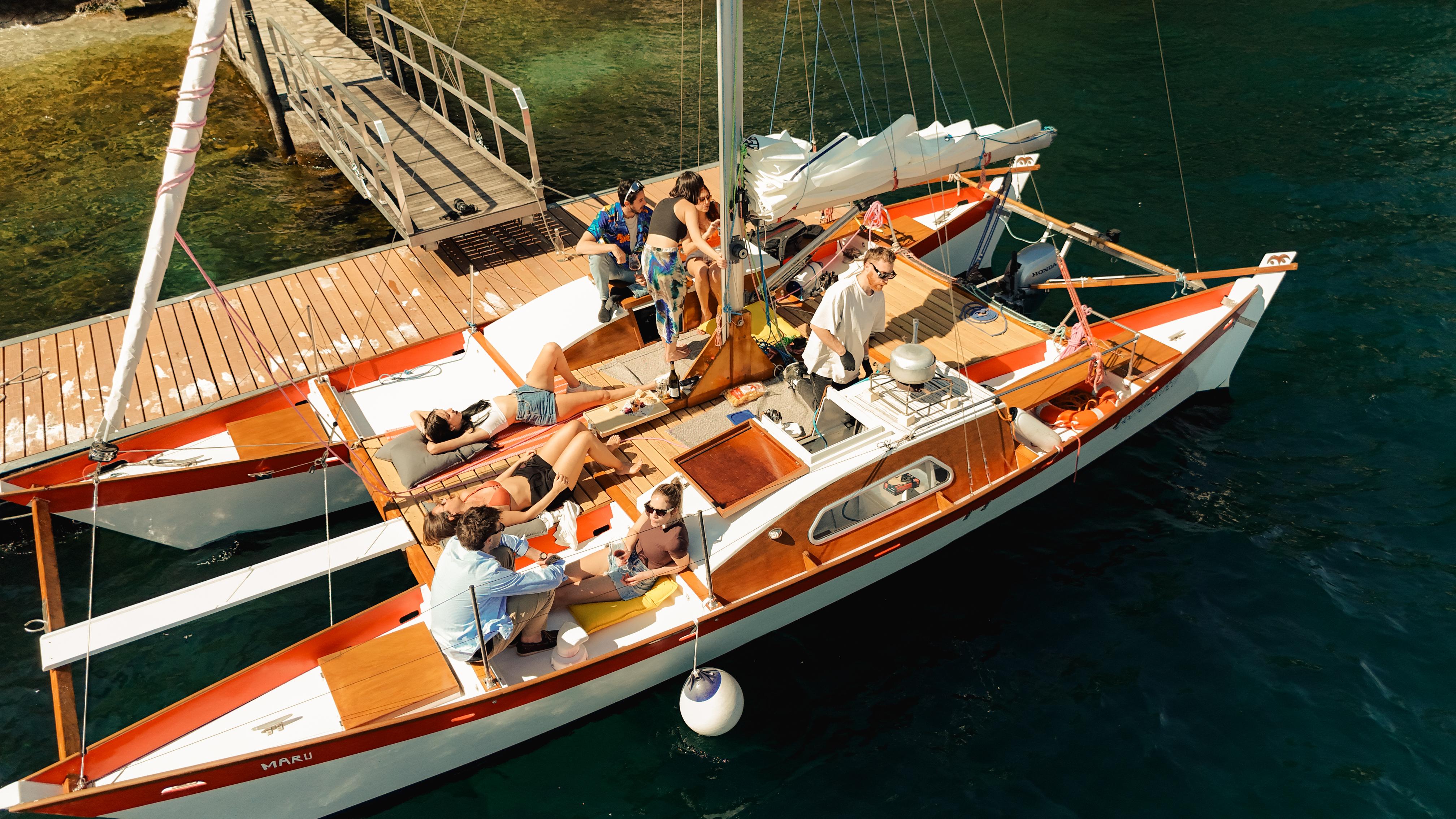 Lake Como Catamaran Sailing with Aperitif