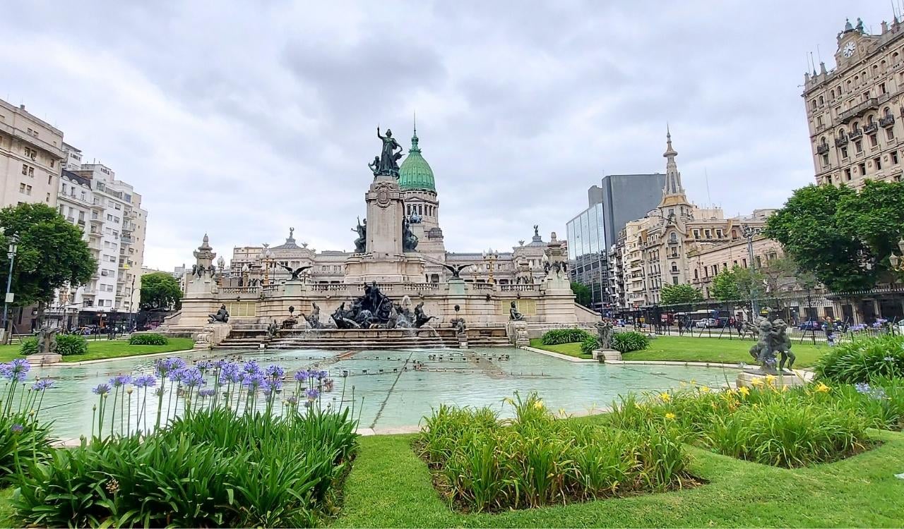 Old Quarter Walking Tour: Buenos Aires Unveiled