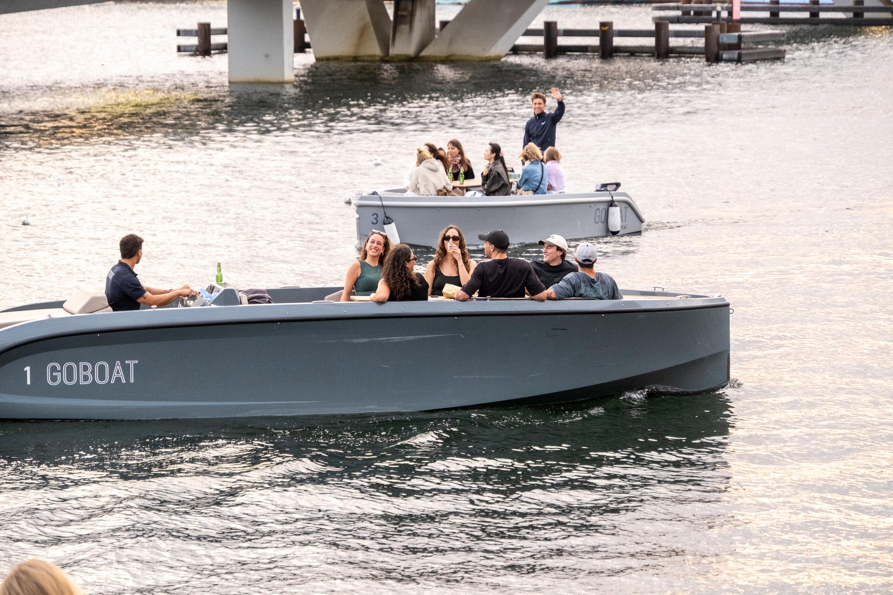 Electric Canal Tour with Live Guide