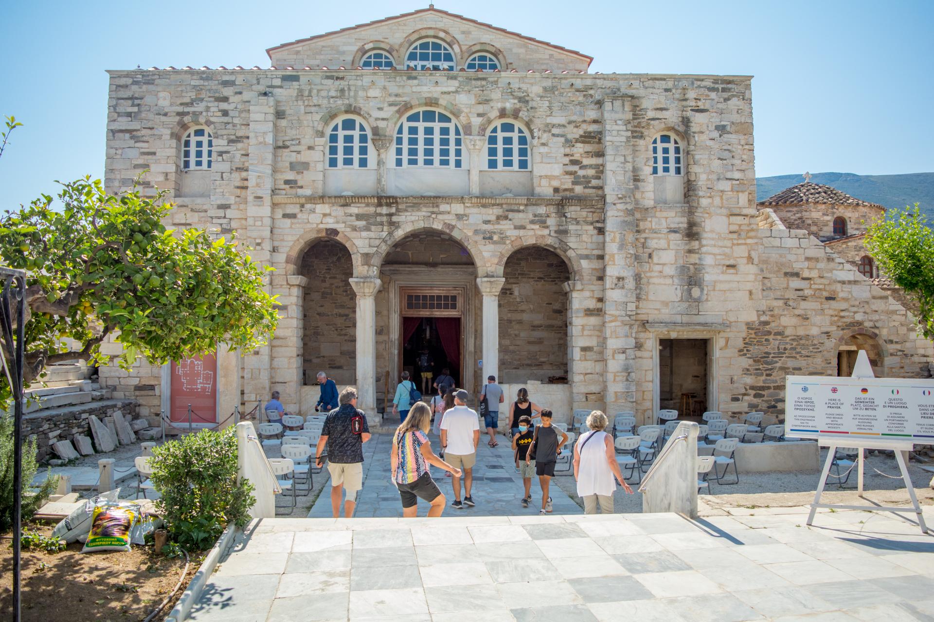 Full-Day Paros & Antiparos Island Discovery Tour