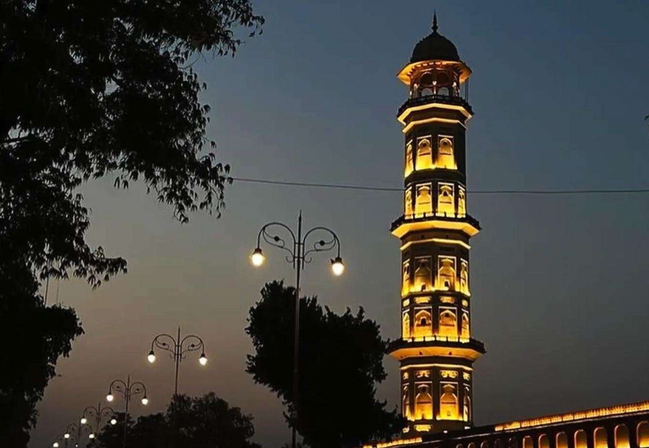 Jaipur Morning & Evening Tour with Monkey Temple Sunset
