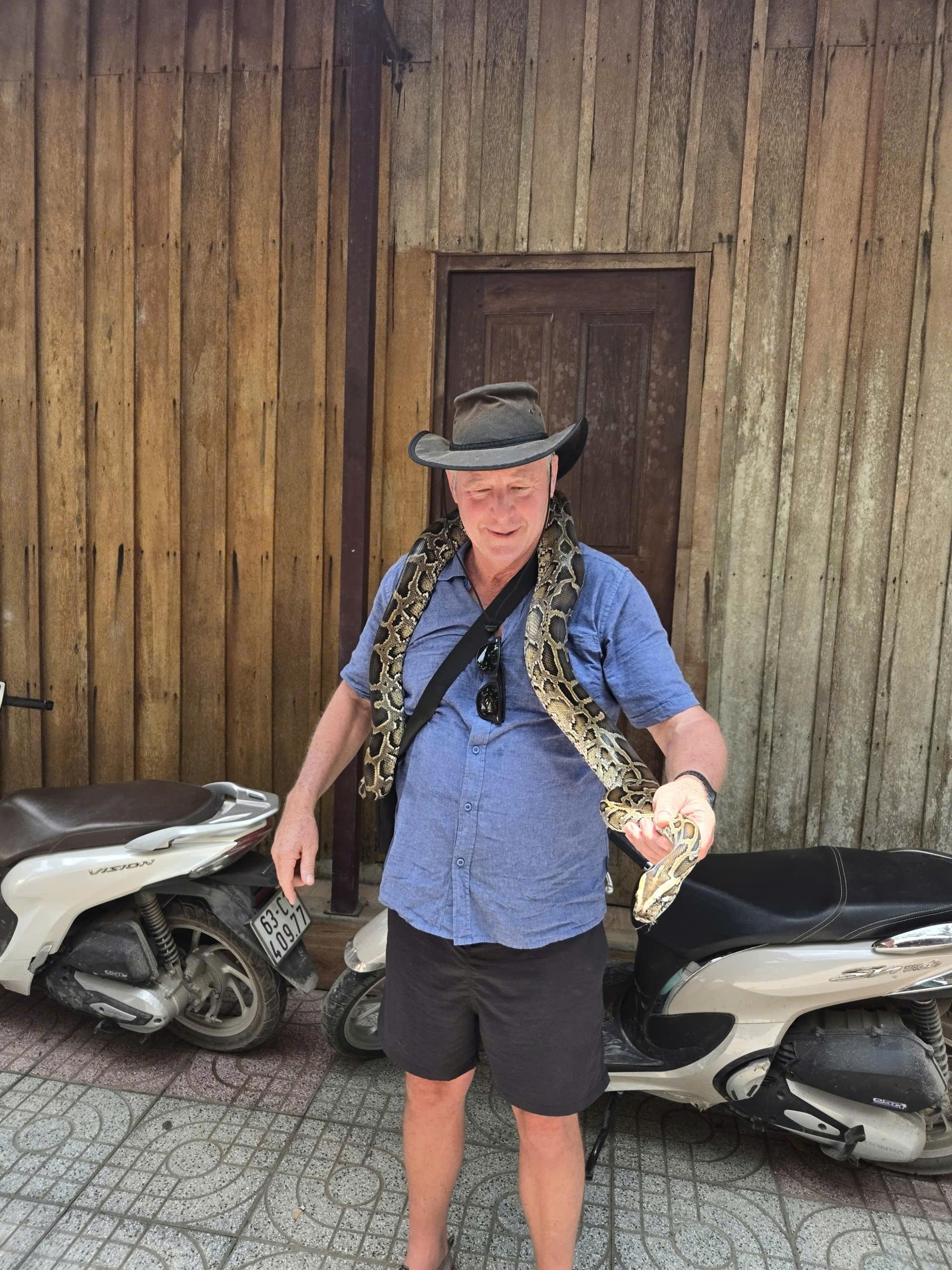 Mekong Delta Kayak, Bike & Cooking Day Tour from Ho Chi Minh City
