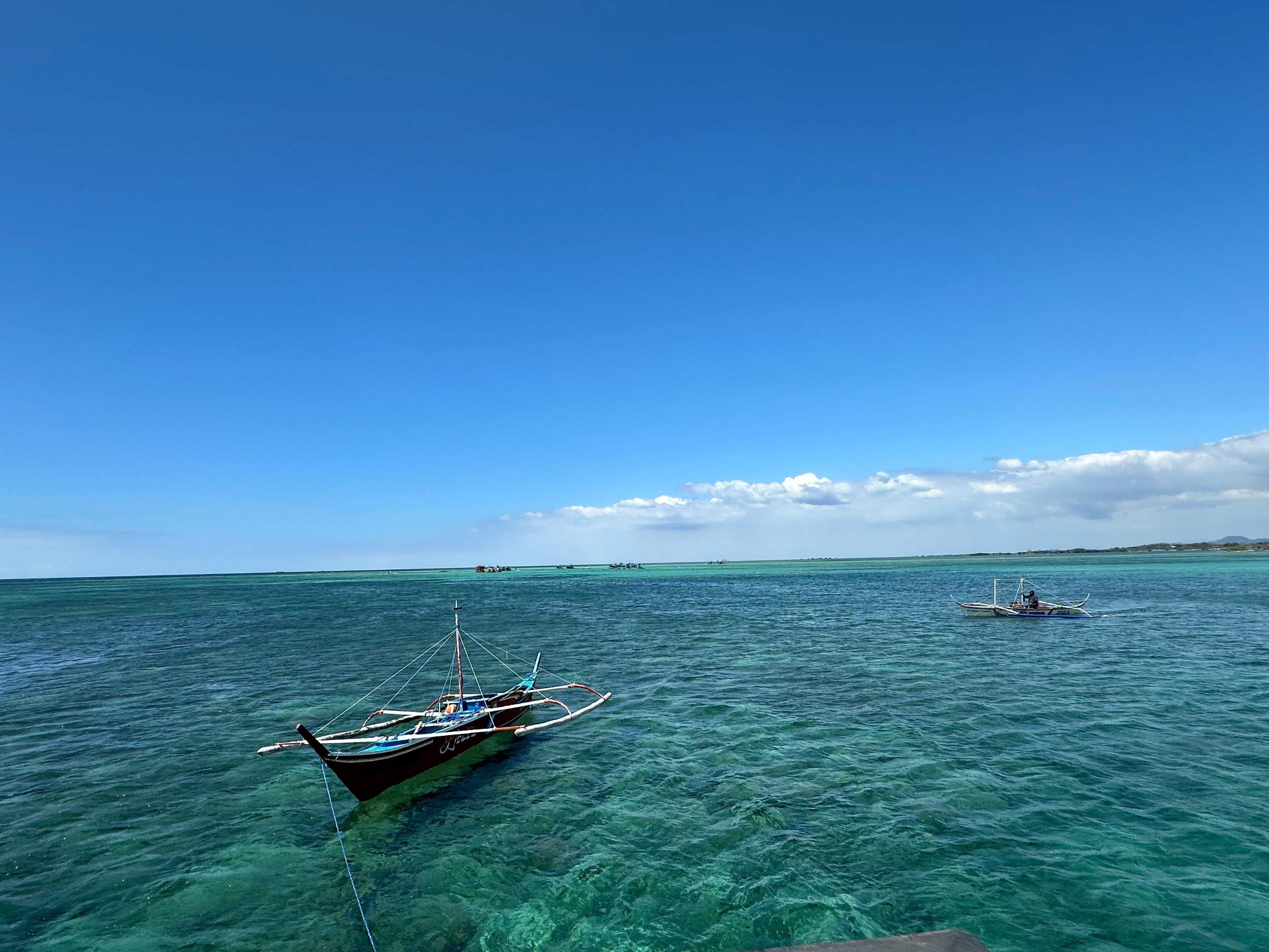 Taal Volcano & Little Boracay Floating Cottage Day Trip