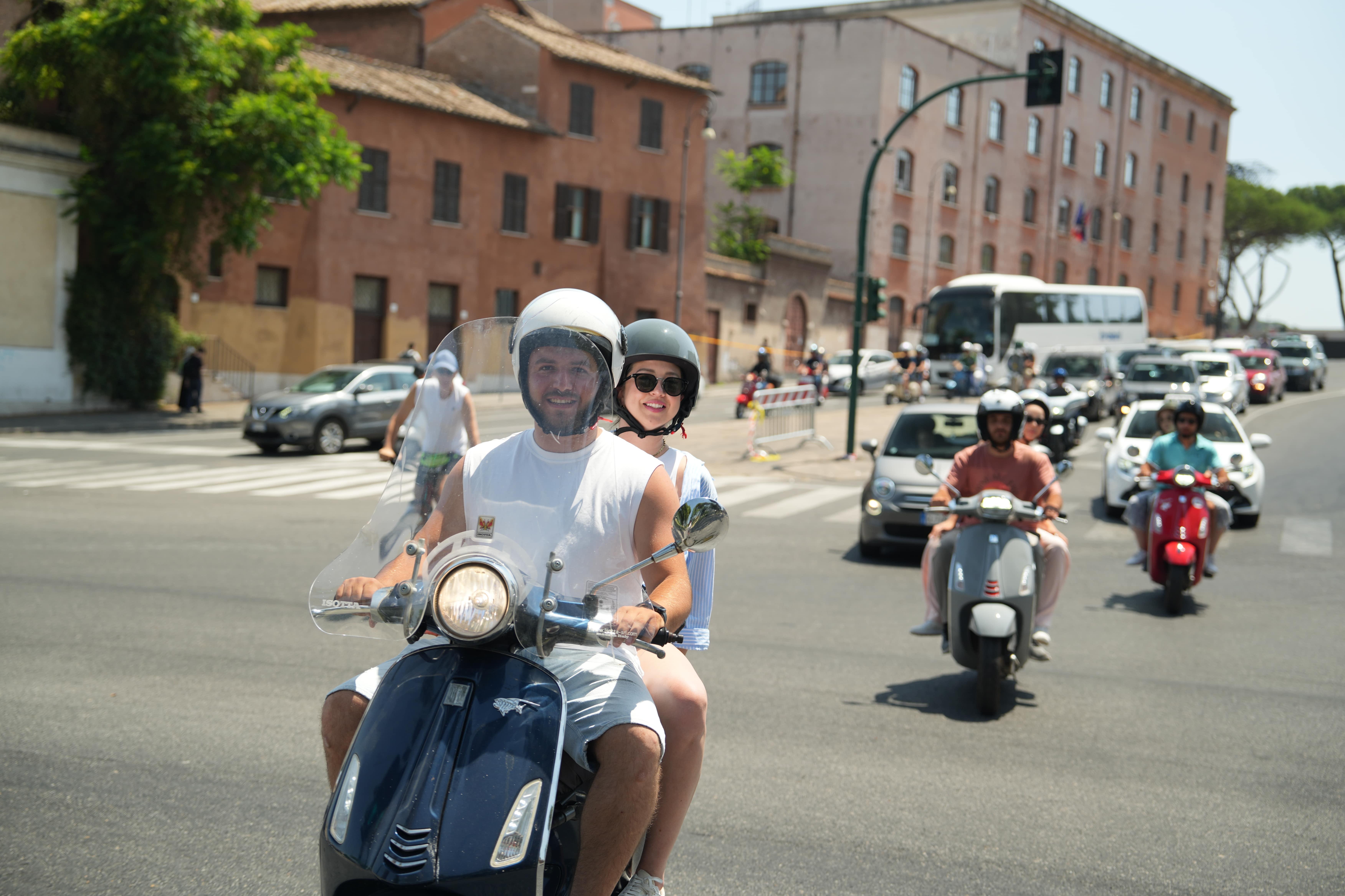 Rome: Vespa Tour with Professional Photoshoot as Passenger - 2026 (Verified Reviews)