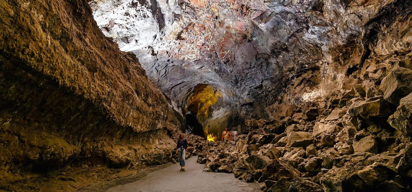Early Access Cave Tour with Volcanology Expert