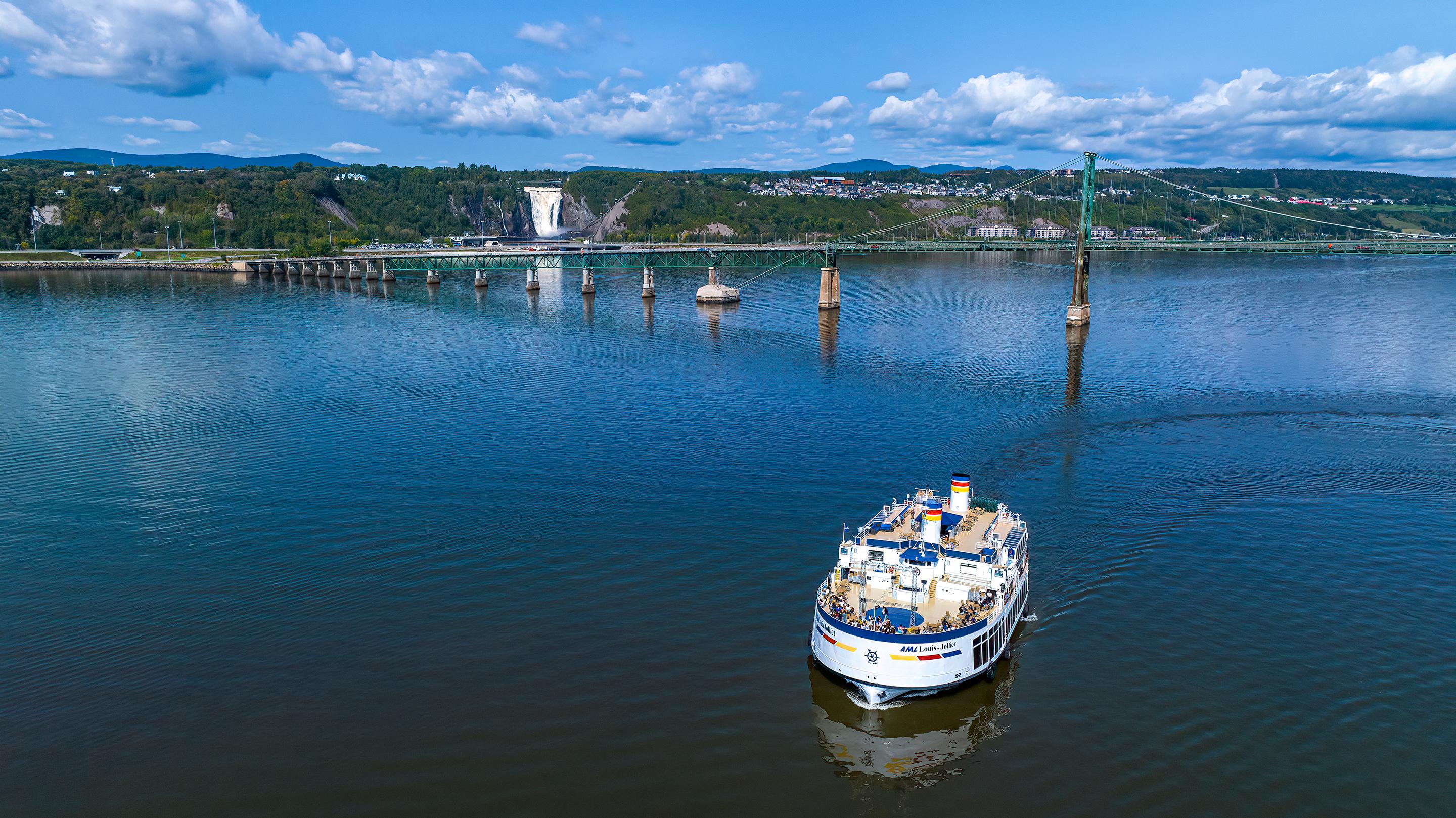 Quebec City & Montmorency Falls Day Trip from Montreal