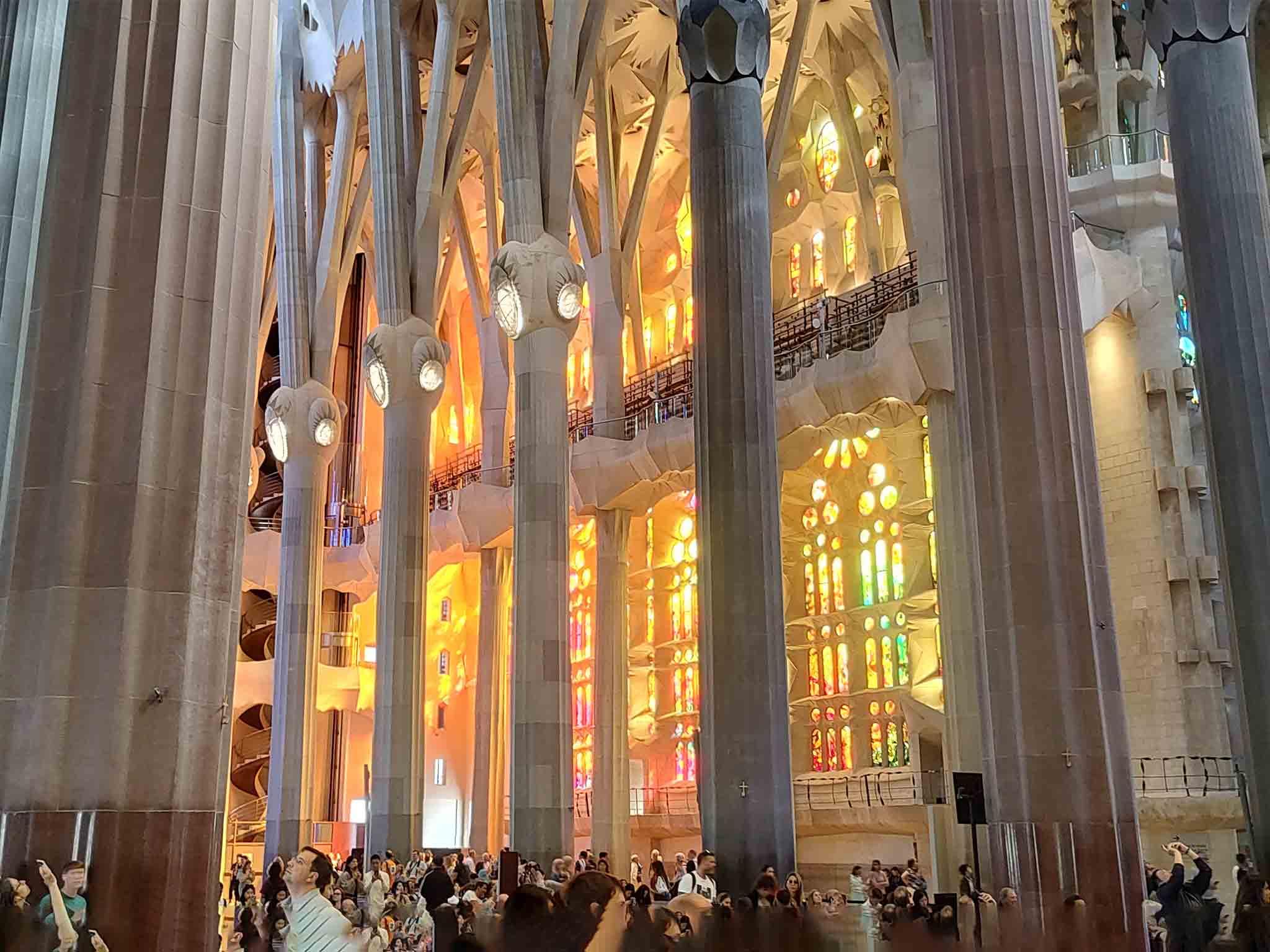 Barcelona Gaudí tours — Sagrada Família interior, Park Güell mosaics, Casa Batlló and La Pedrera — image 6