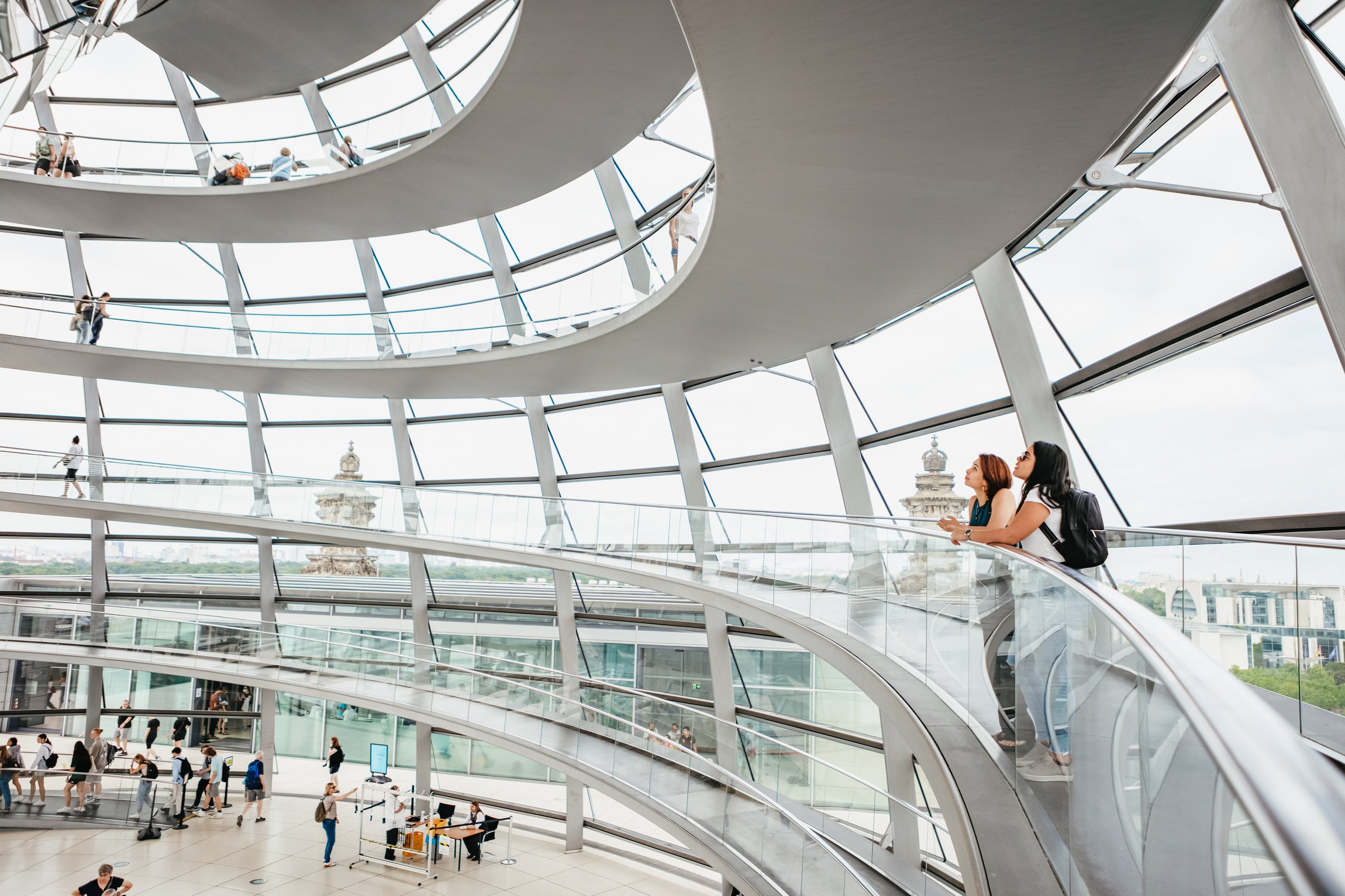 Bundestag: Rooftop Breakfast Reichstag Käfer Restaurant