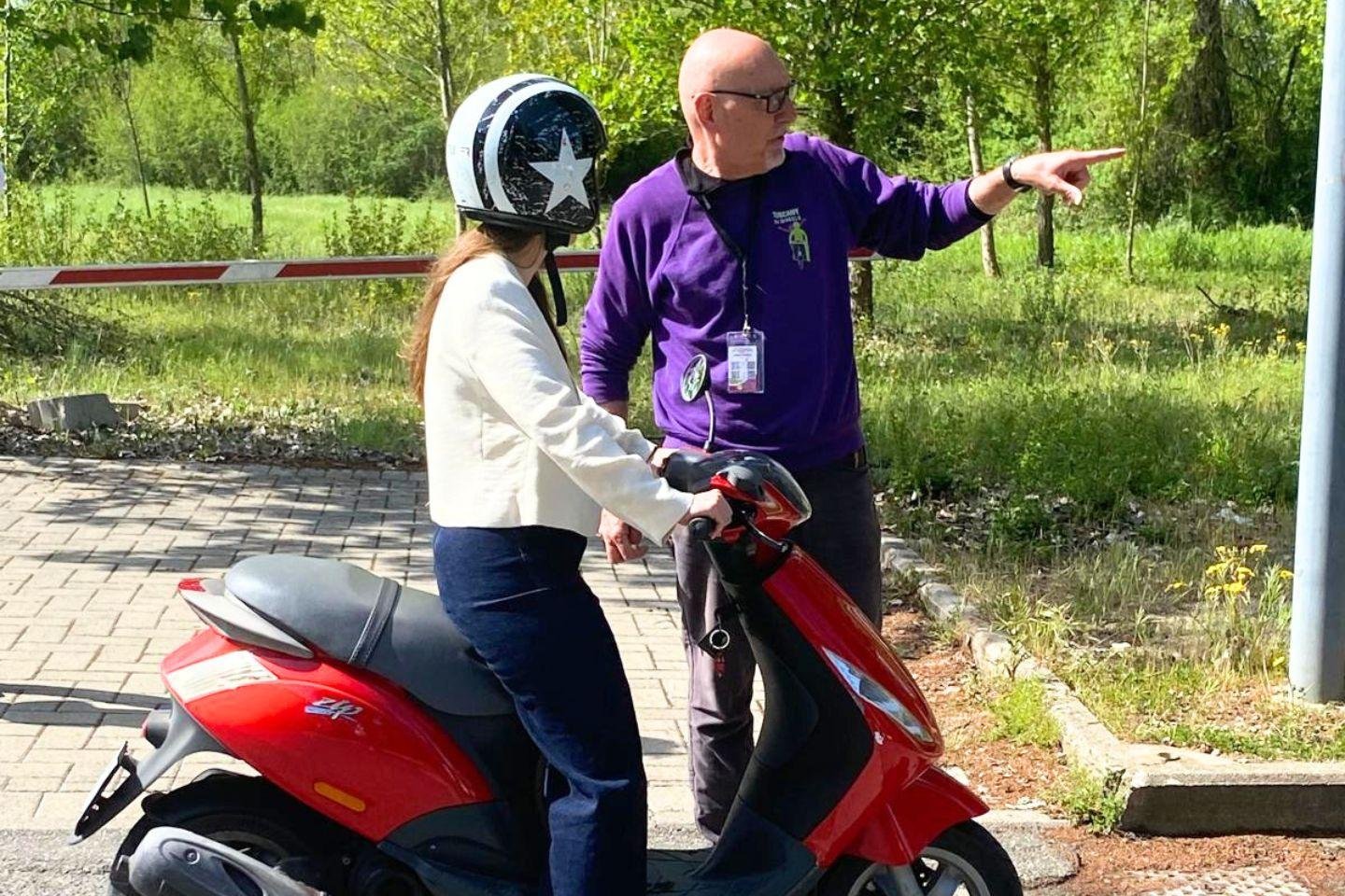 San Gimignano vespa tour Tuscany Chianti countryside — image 14