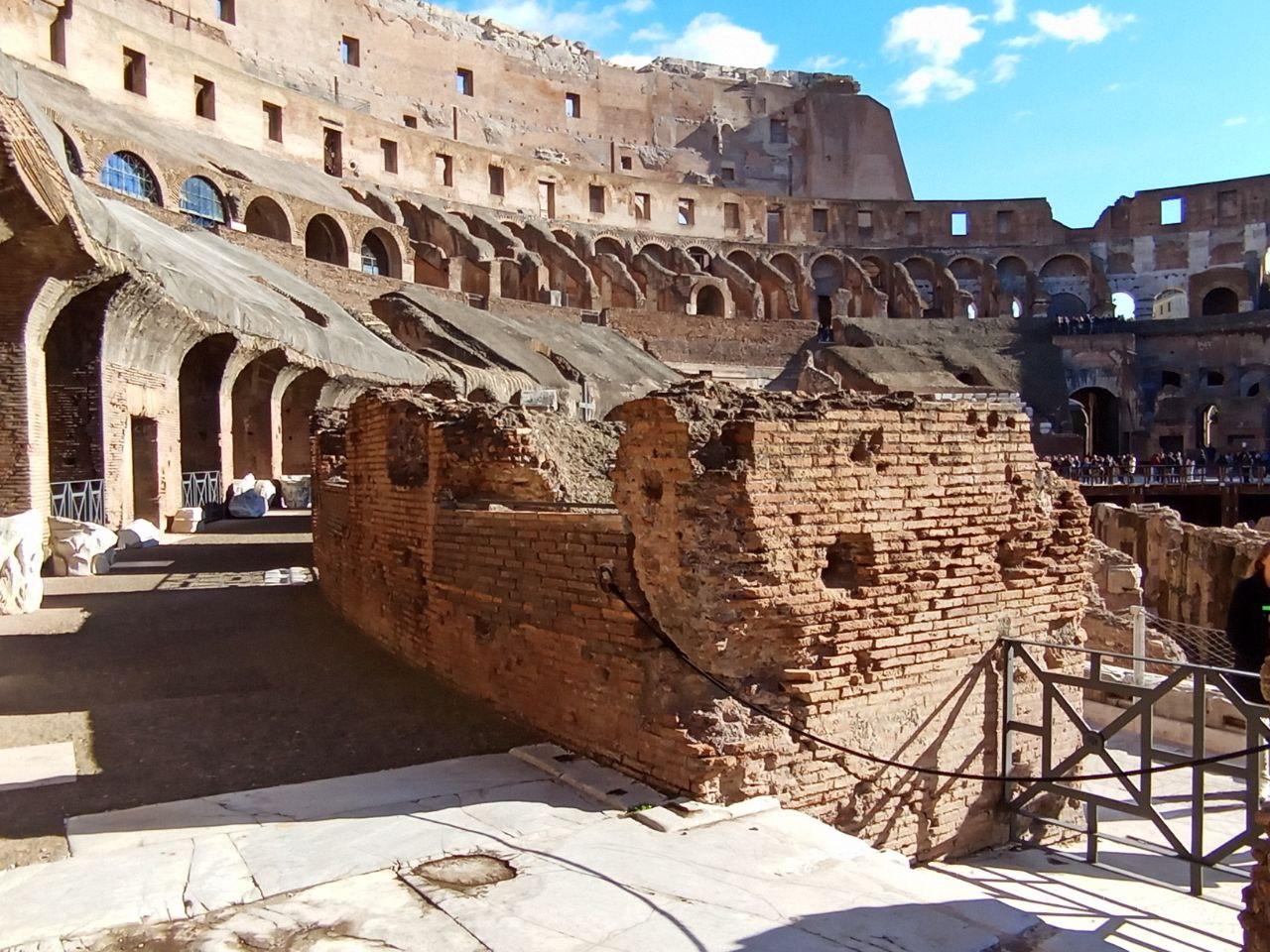 Colosseum underground and arena floor guided tour — image 5