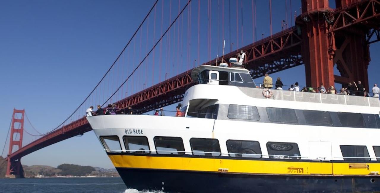 Alcatraz After-Dark Adventure and Bay Cruise Combo