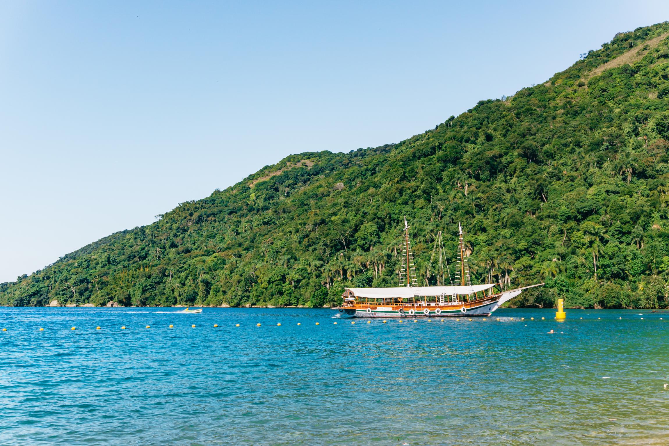 Angra dos Reis Island Boat Trip from Rio with Lunch