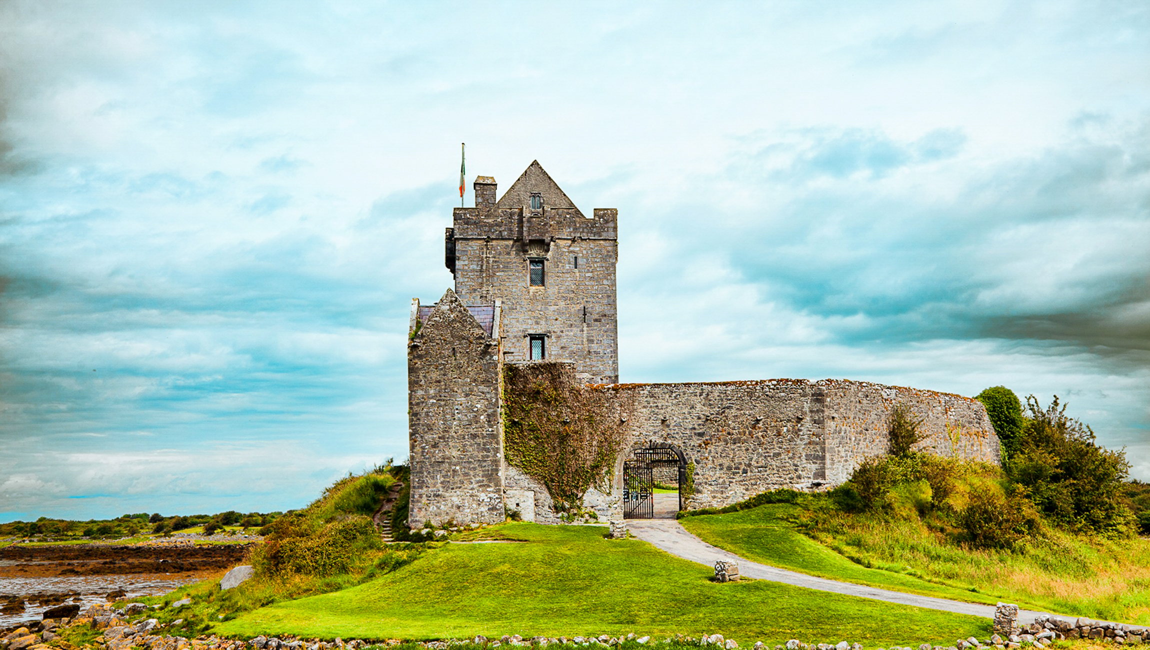 Cliffs of Moher, Burren & Galway City Tour from Dublin