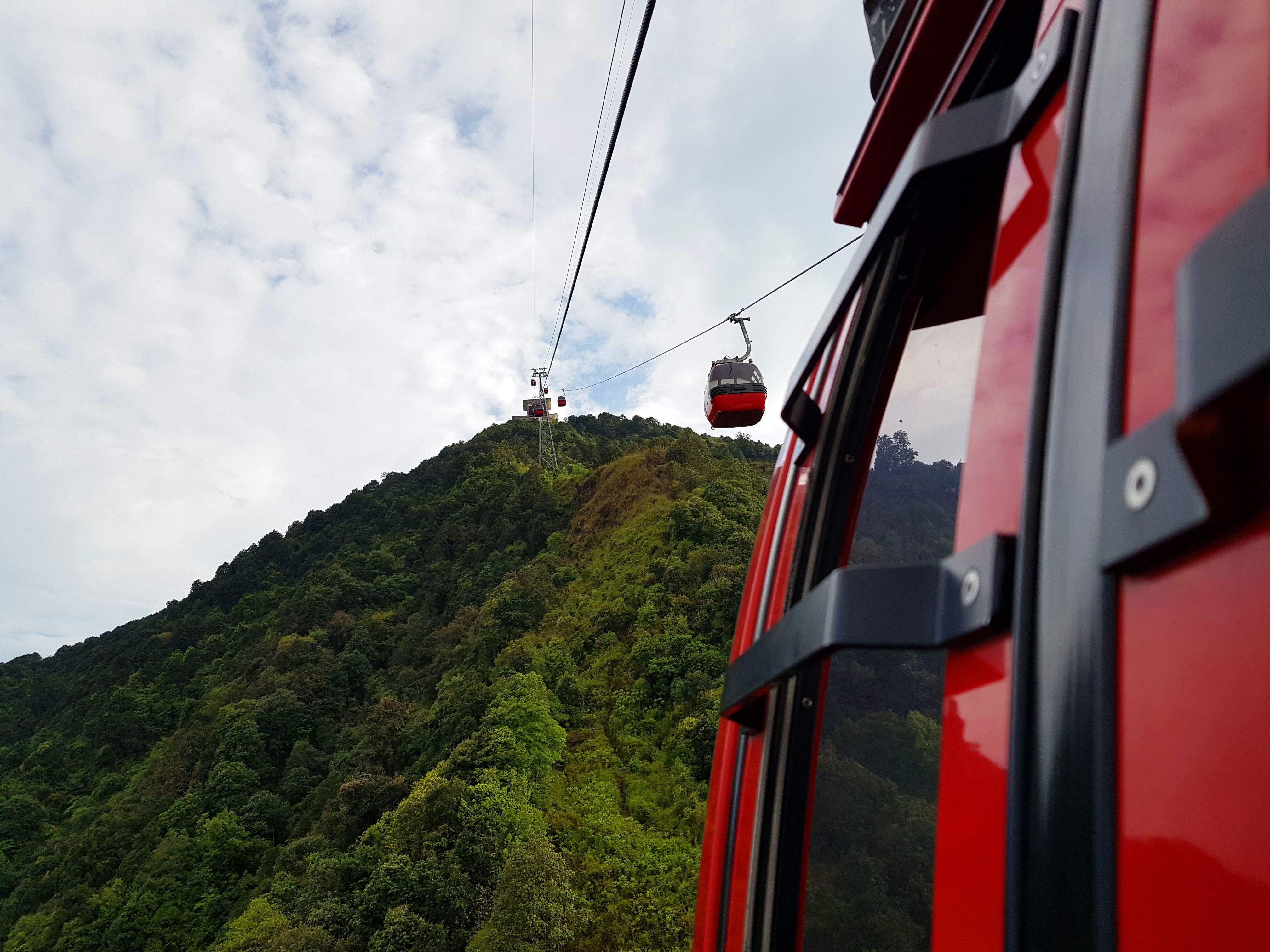 Kathmandu: Chandragiri Cable Car & Monkey Temple Excursion