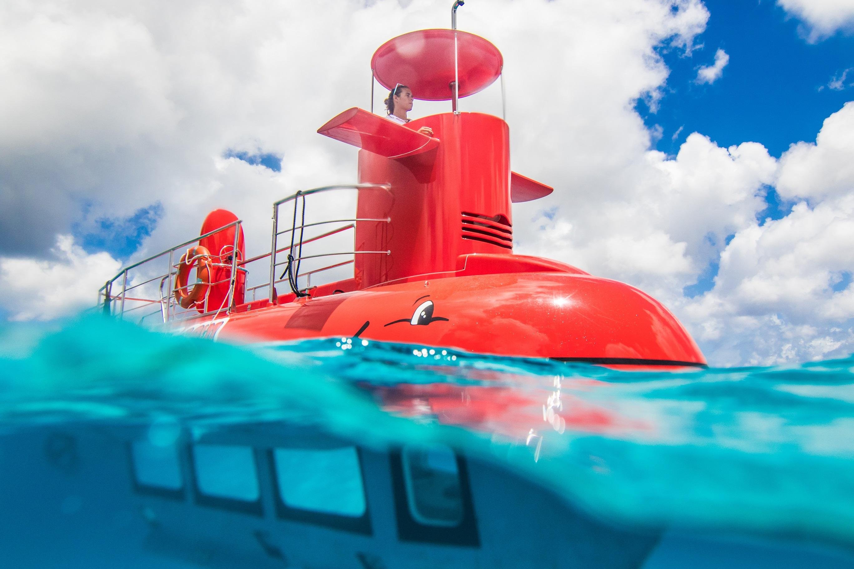 Semi-Submarine Tour of Sainte Anne Marine Park from Eden Island
