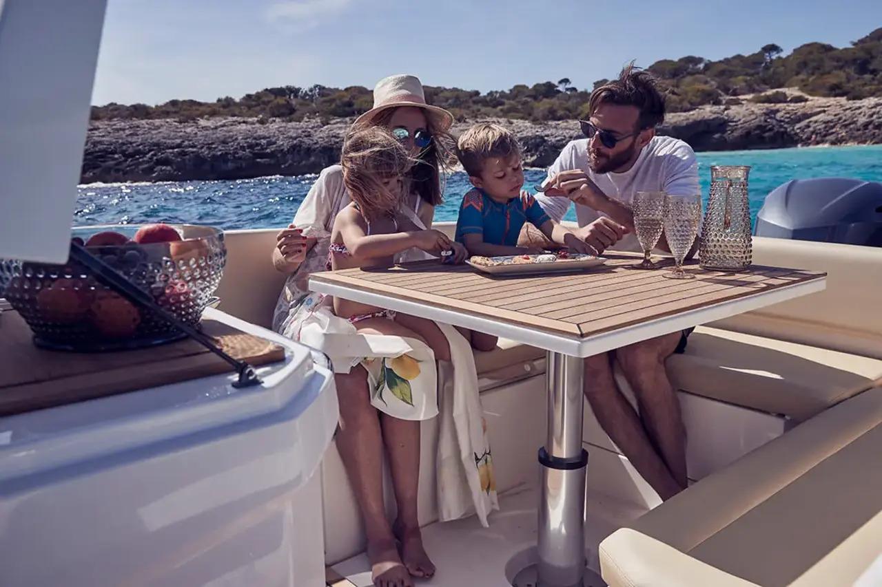 Private Croatian Islands Speedboat Expedition: Blue Cave & Hvar