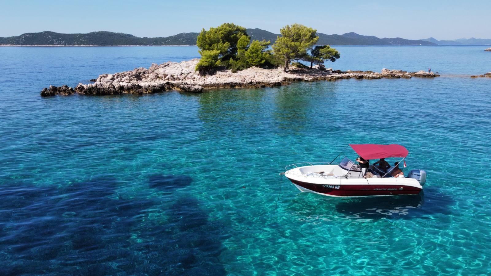 Dubrovnik Private Boat Tour: Elafiti Islands & Caves