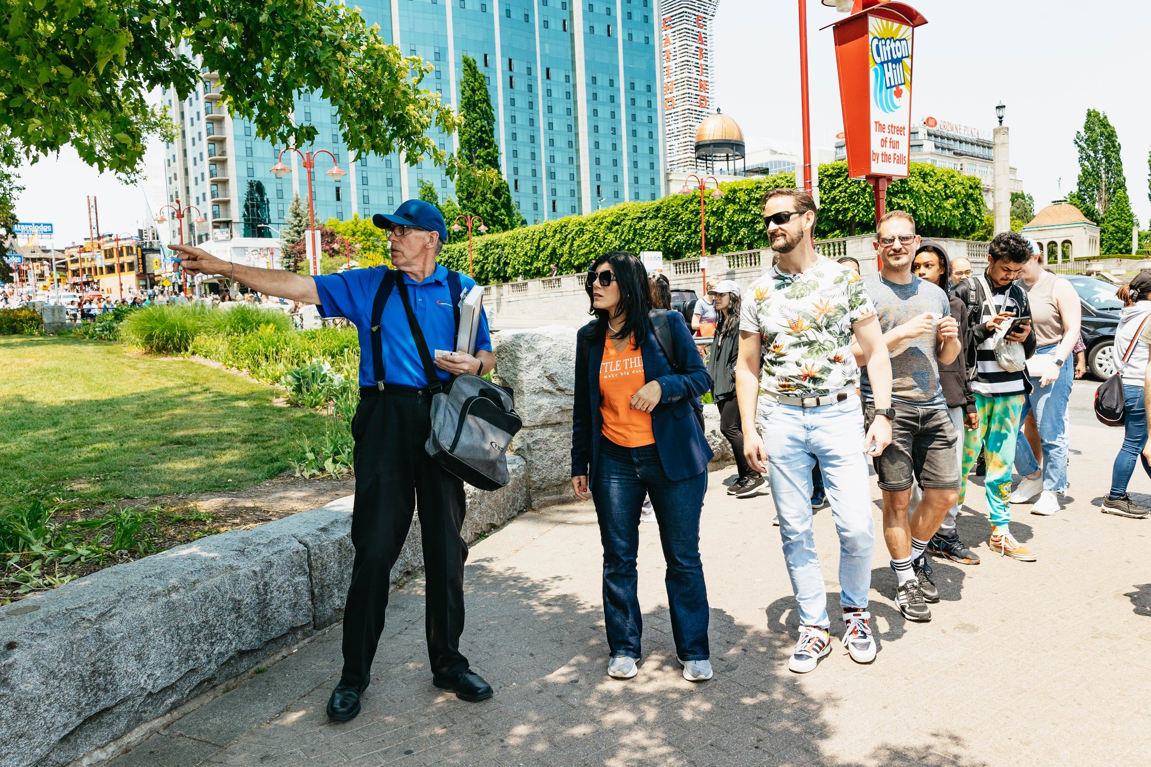 From Toronto: Niagara Falls + Winery, Cruise, & Lunch Option