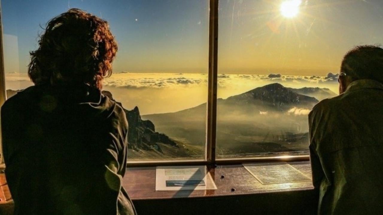 Maui: Haleakala Sunrise Tour with Pick-up