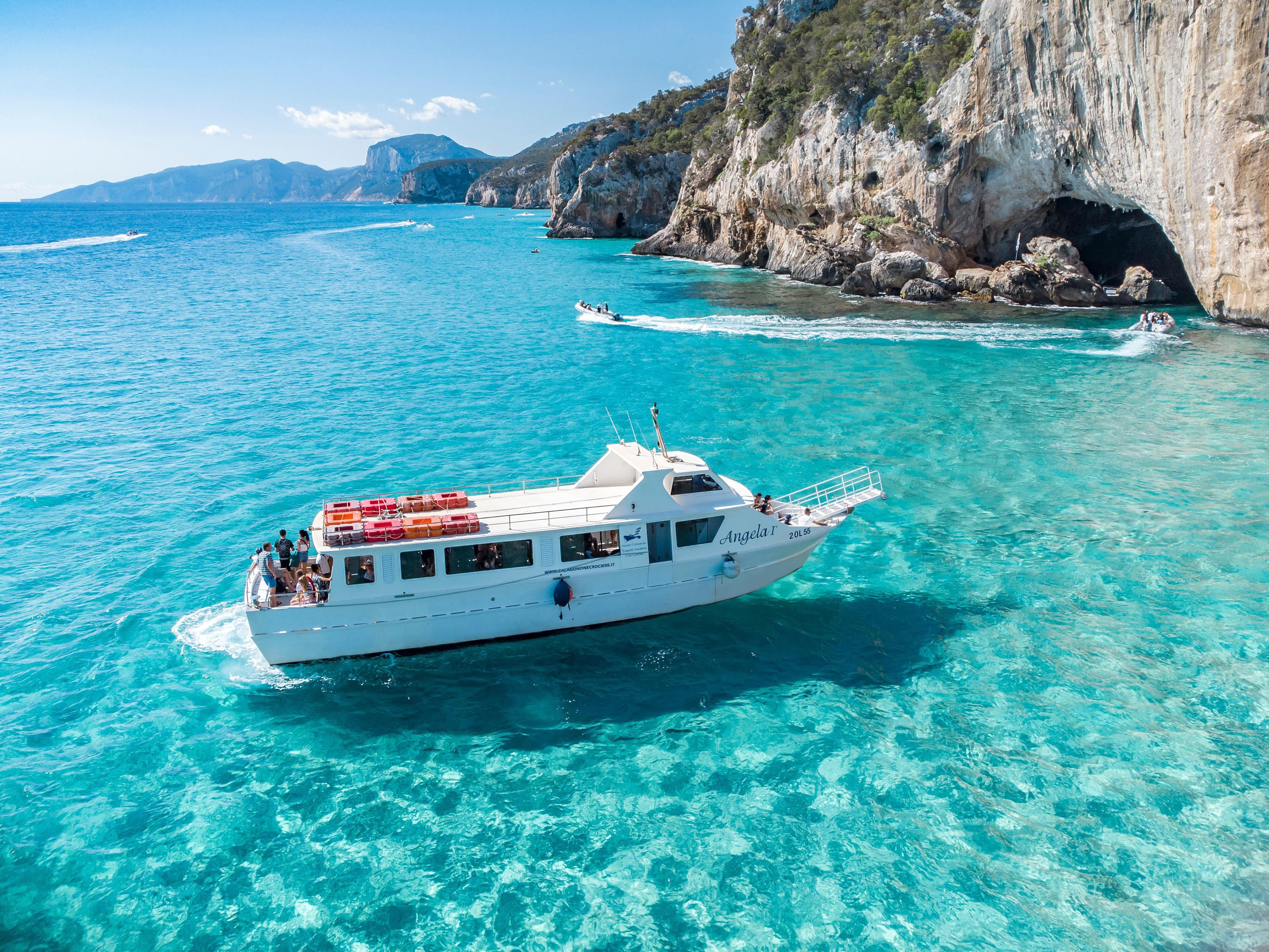 Cala Gonone: Grotta Bue Marino & Cala Luna Beach Boat Trip - the Gulf of Orosei, Sardinia