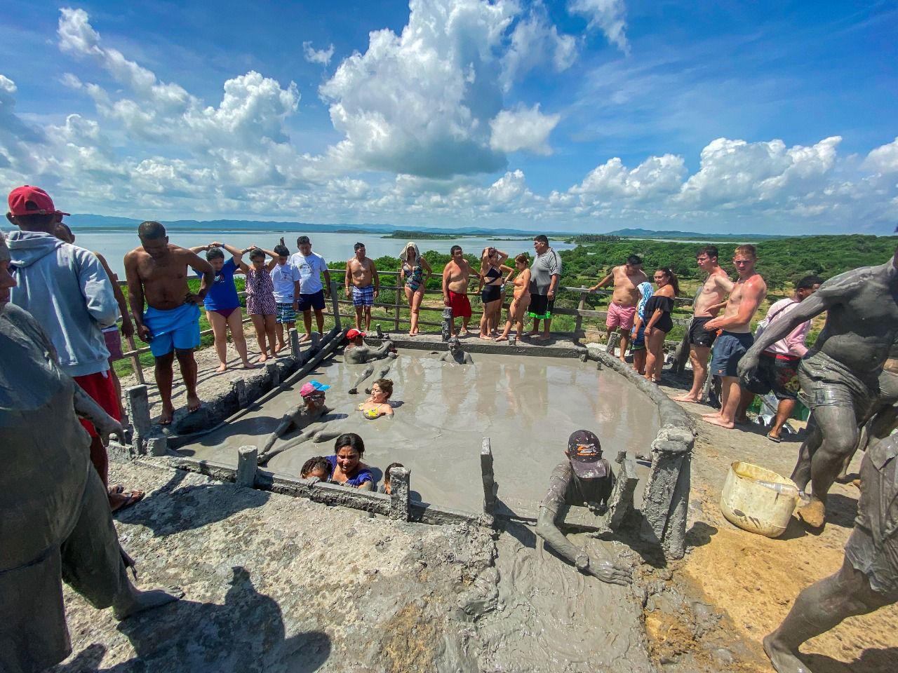 Cartagena Mud Volcano, Beach, and Hotel Pool Day Trip