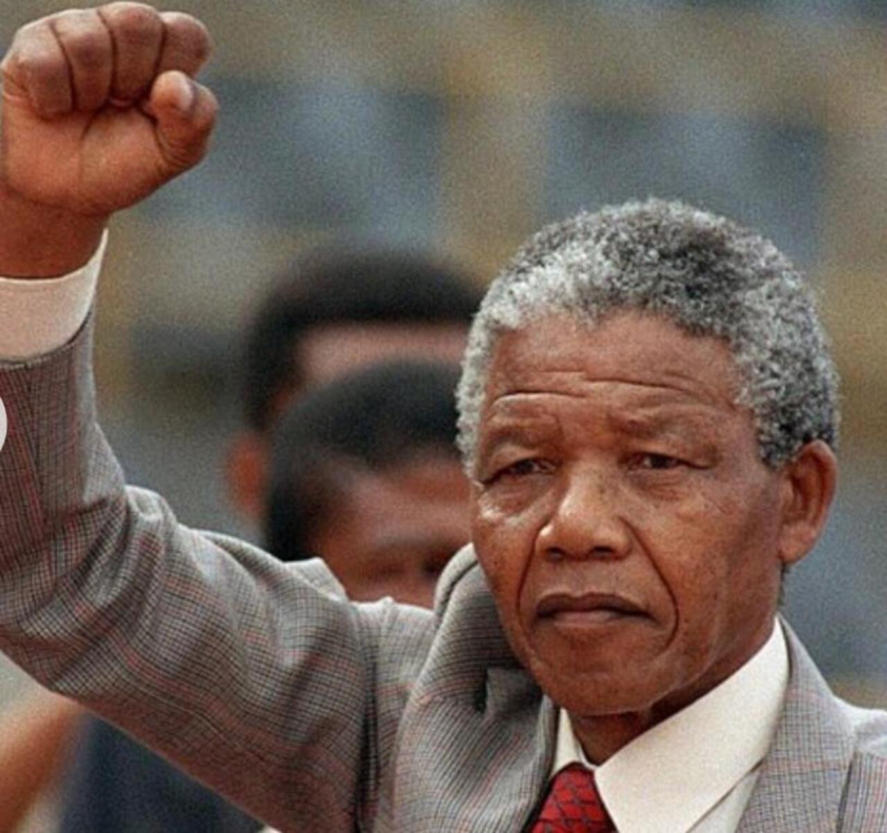 Cape Town: Robben Island & V&A Waterfront Guided Tour