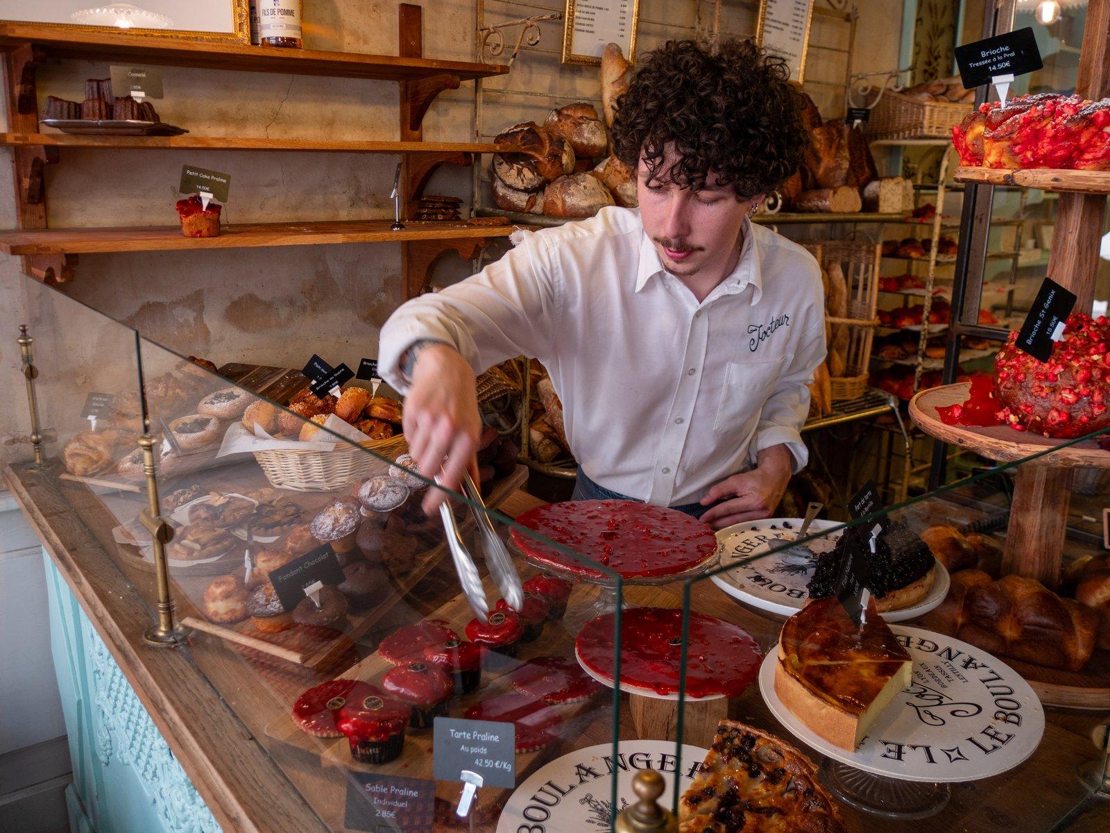 Bordeaux Morning Food & Market Walk