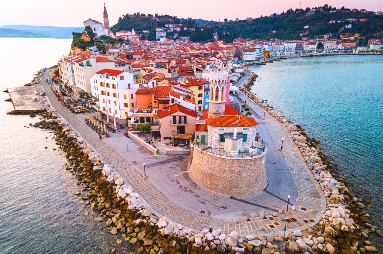 Slovenian Coast & Hills: Piran Walking Tour with Wine Tasting